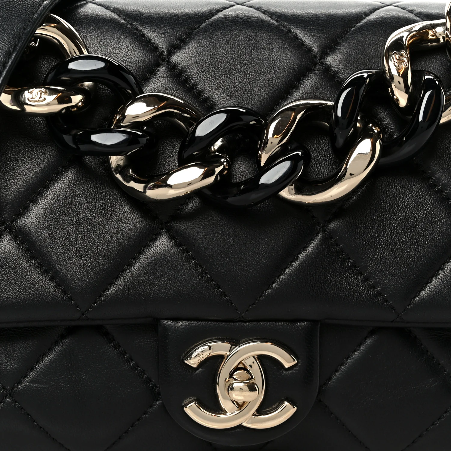 Lambskin Quilted Resin Bi-Color Chain Flap Bag Black - Image 9