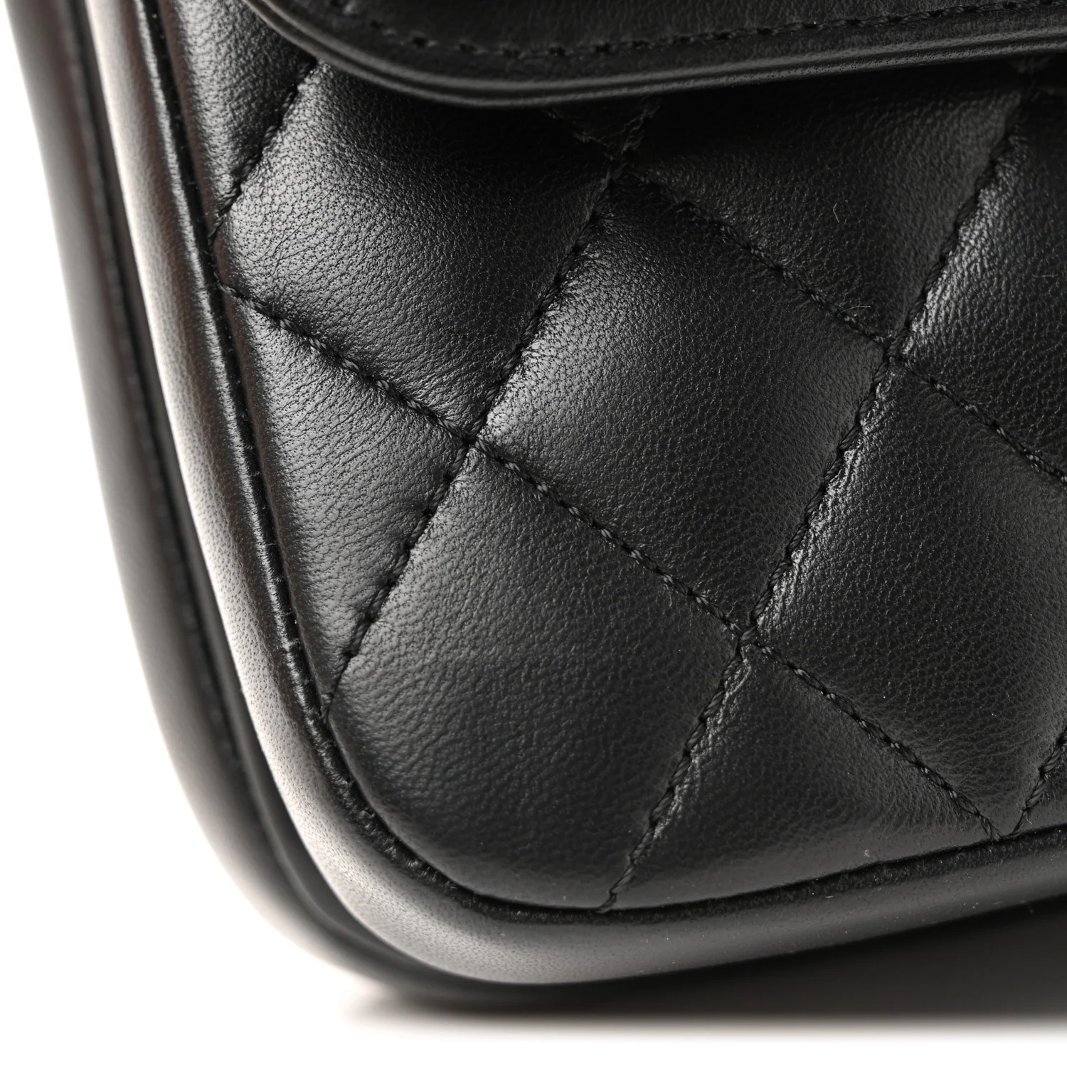 Lambskin Quilted Small CC Chic Flap Black - Image 30