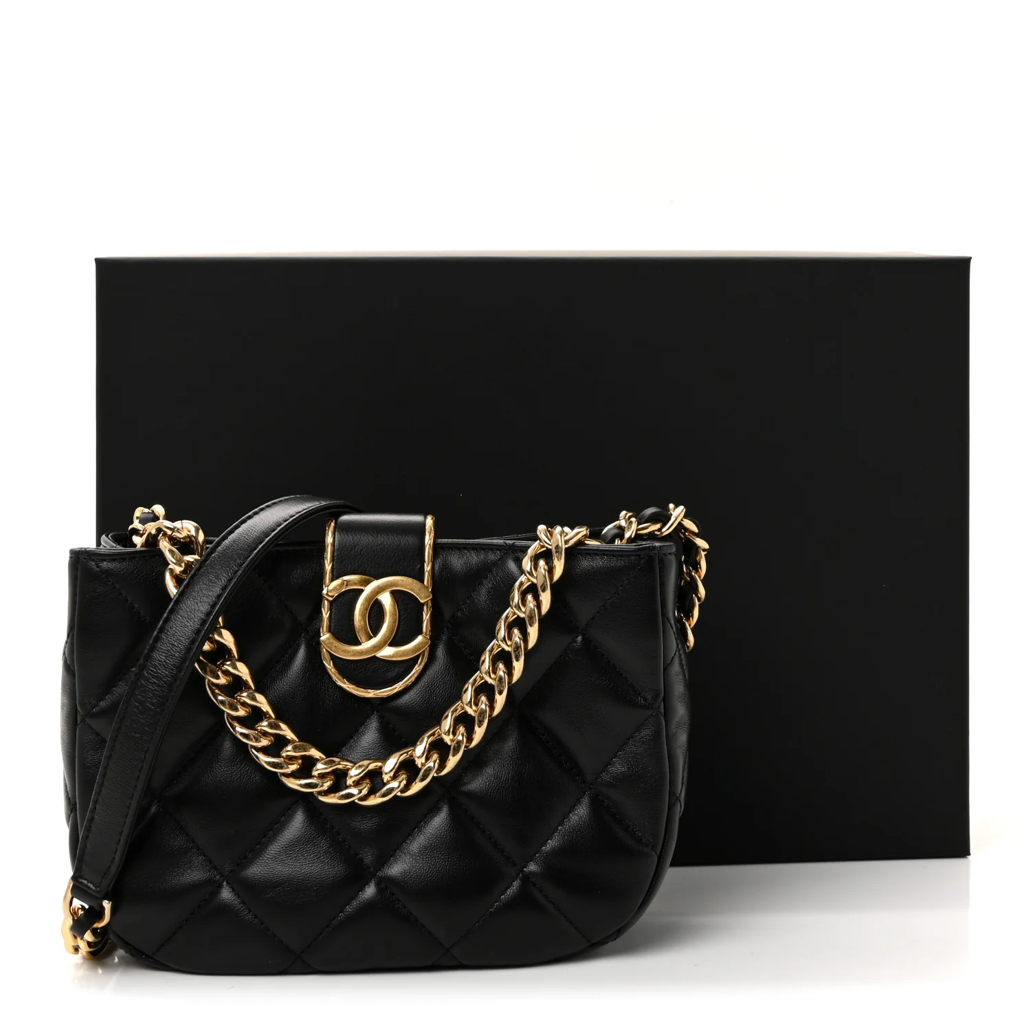 Lambskin Quilted Small Chain Hobo Black - Image 11