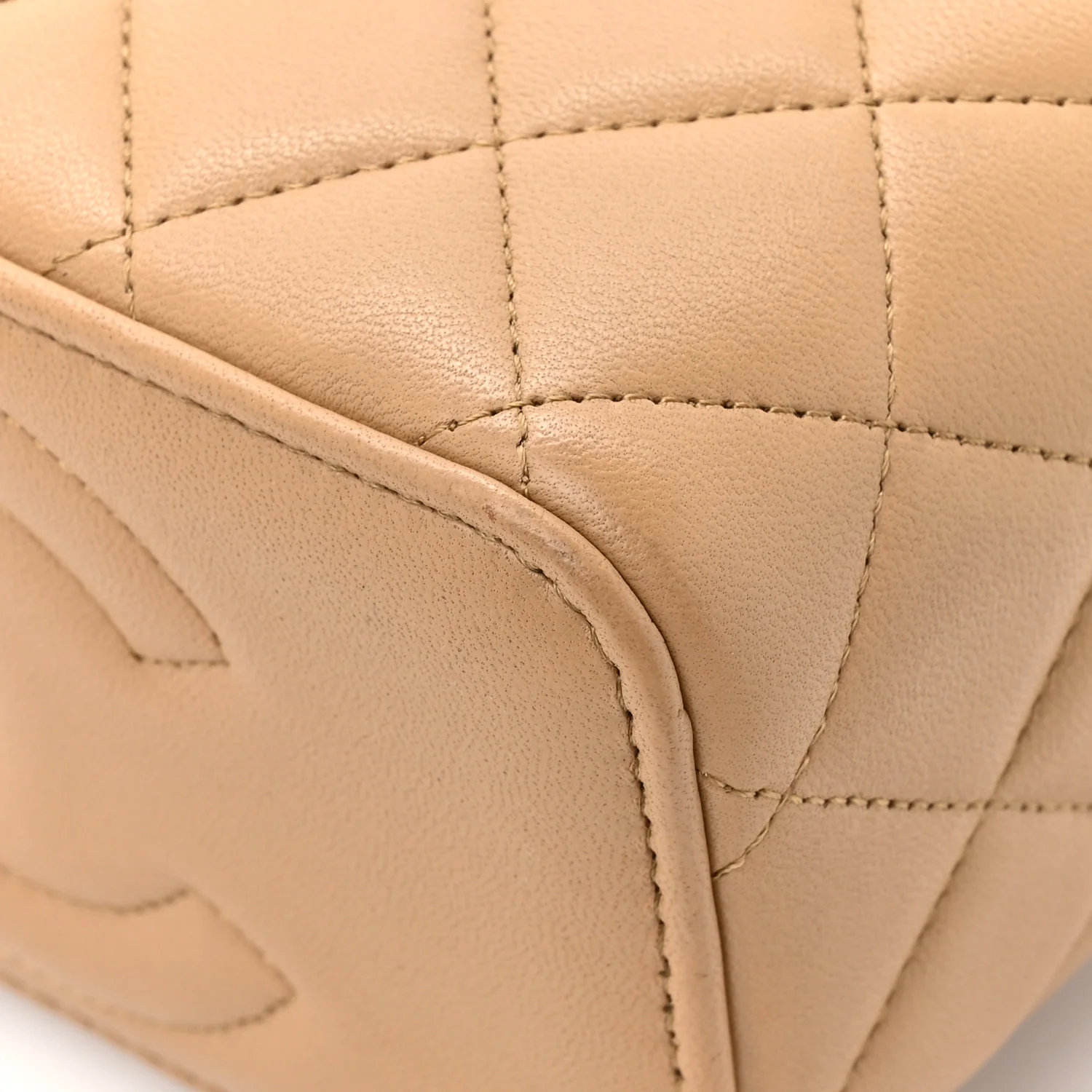 Lambskin Quilted Small Top Handle Vanity Case With Chain Beige - Image 11