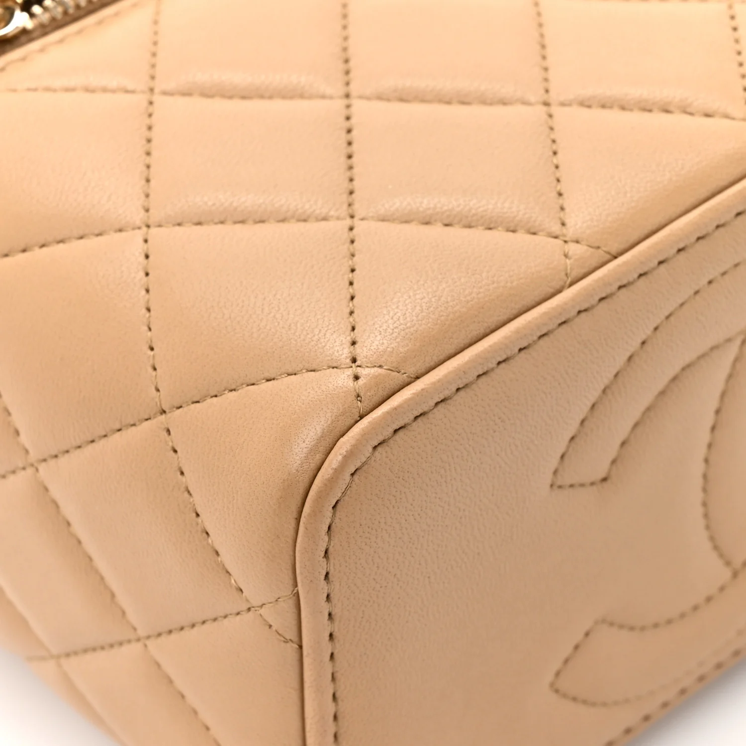 Lambskin Quilted Small Top Handle Vanity Case With Chain Beige - Image 12