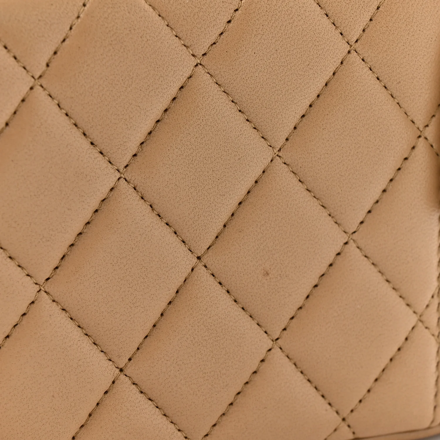 Lambskin Quilted Small Top Handle Vanity Case With Chain Beige - Image 14