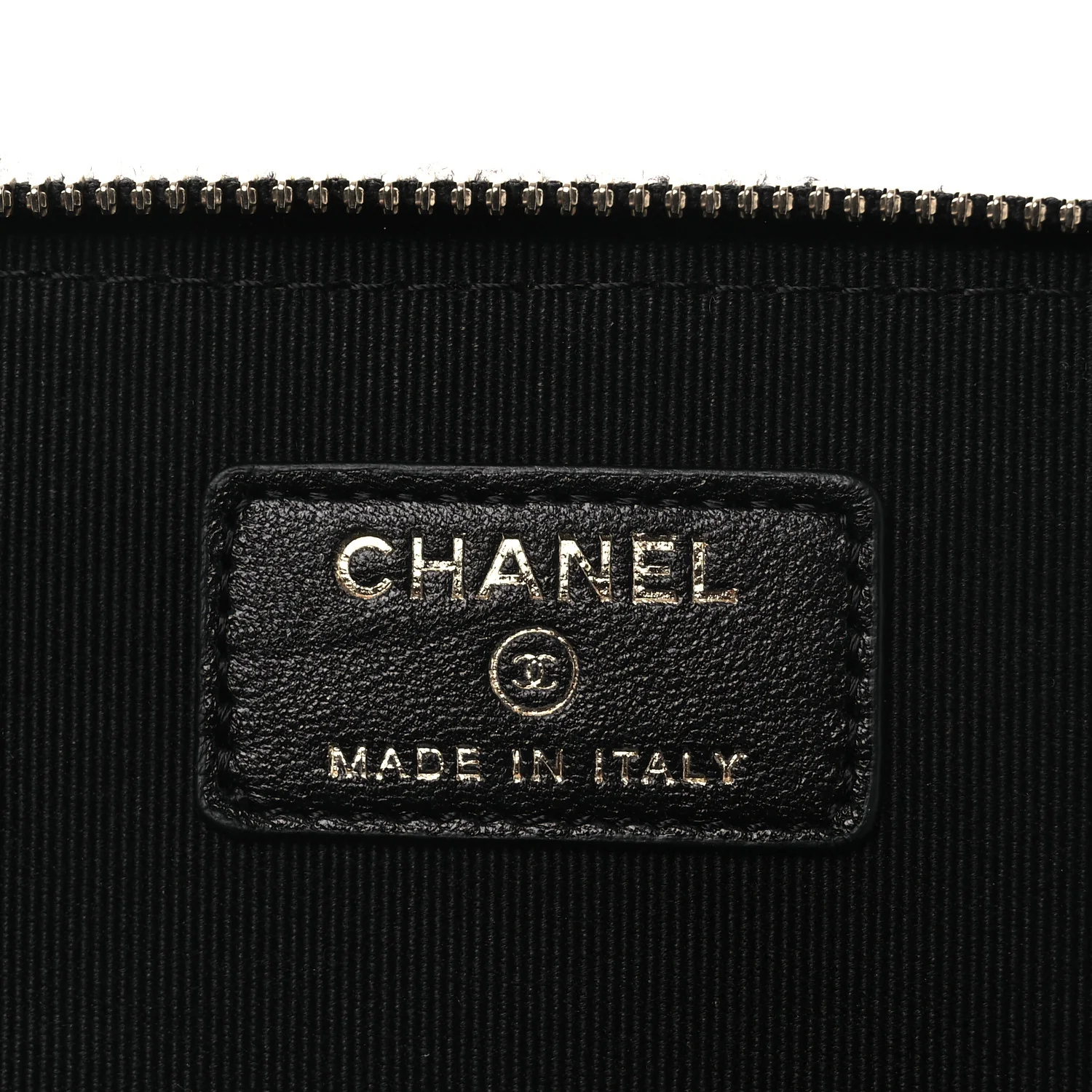 Lambskin Quilted Small Top Handle Vanity Case With Chain Black - Image 6