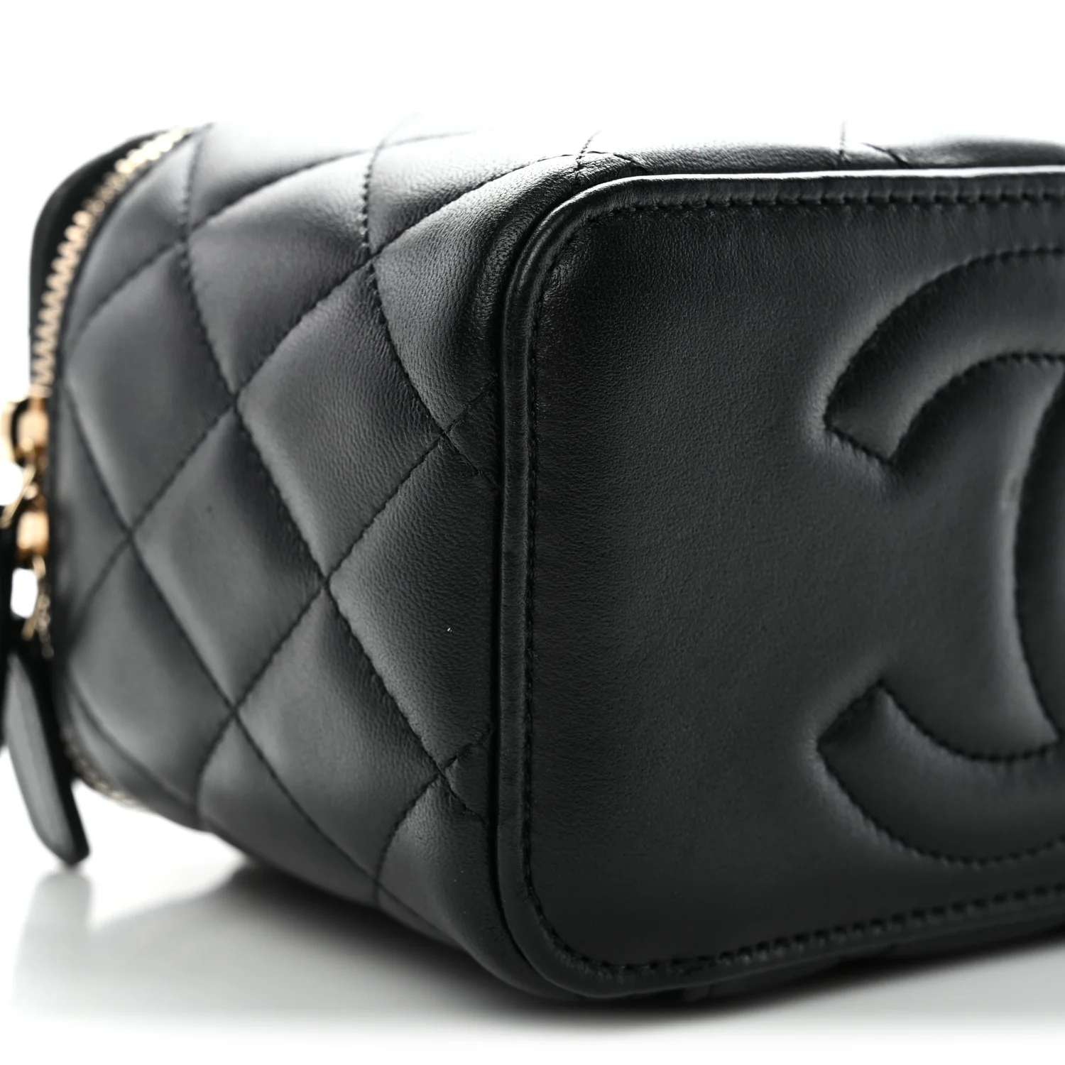 Lambskin Quilted Small Top Handle Vanity Case With Chain Black - Image 9