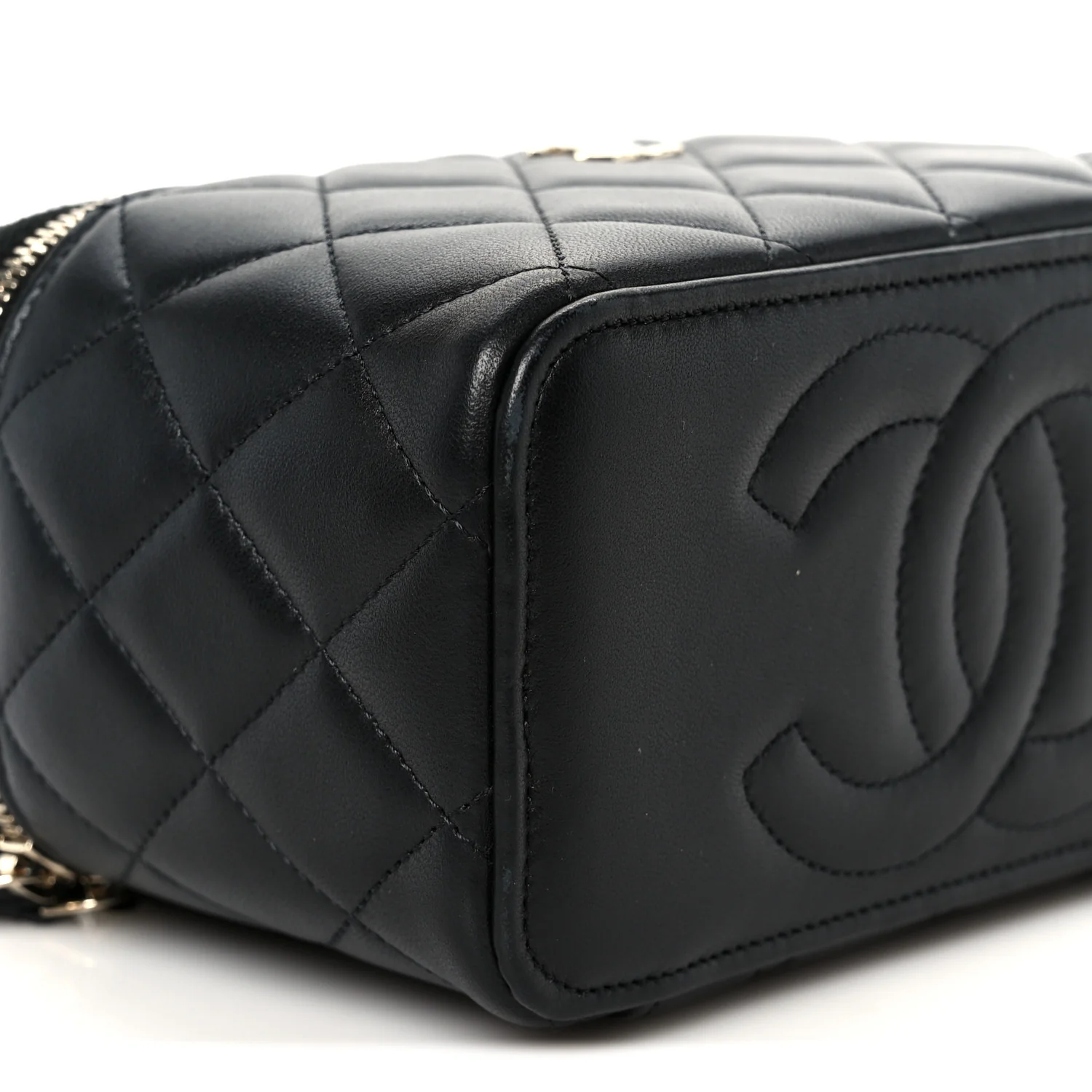 Lambskin Quilted Small Top Handle Vanity Case With Chain Black - Image 9