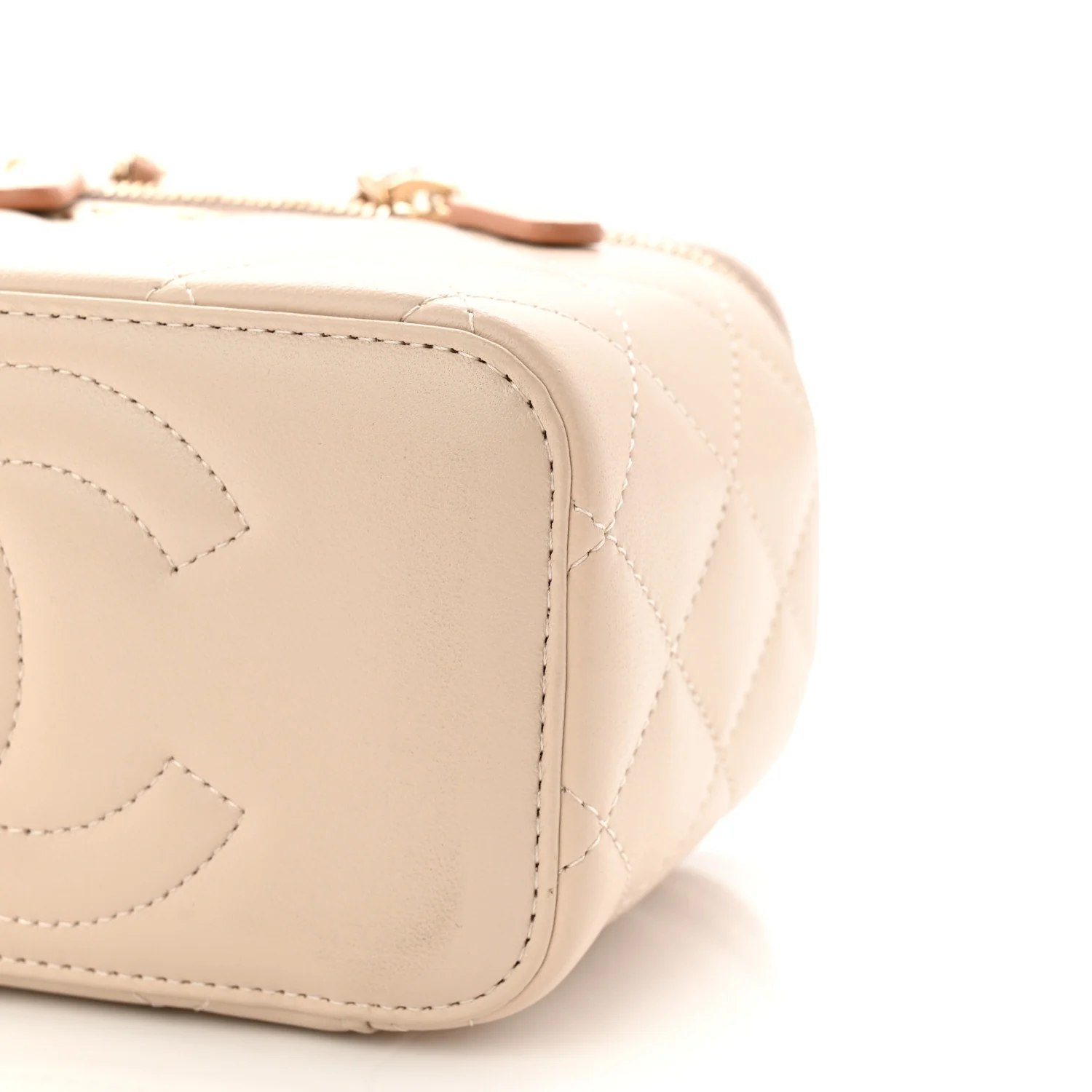 Lambskin Quilted Small Top Handle Vanity Case With Chain Ecru Dark Beige - Image 10