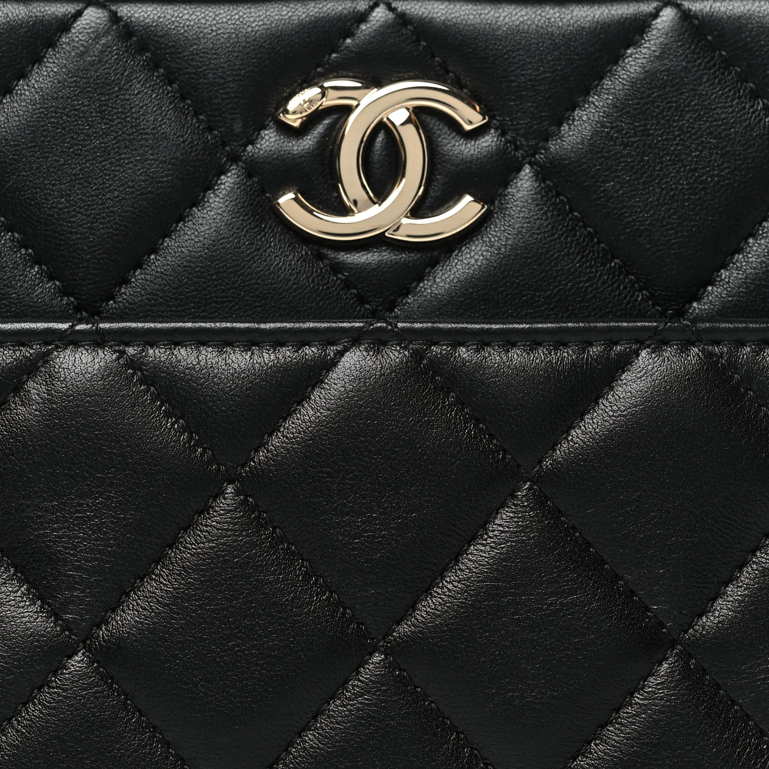 Lambskin Quilted Small Trendy CC Bowling Bag Black - Image 9