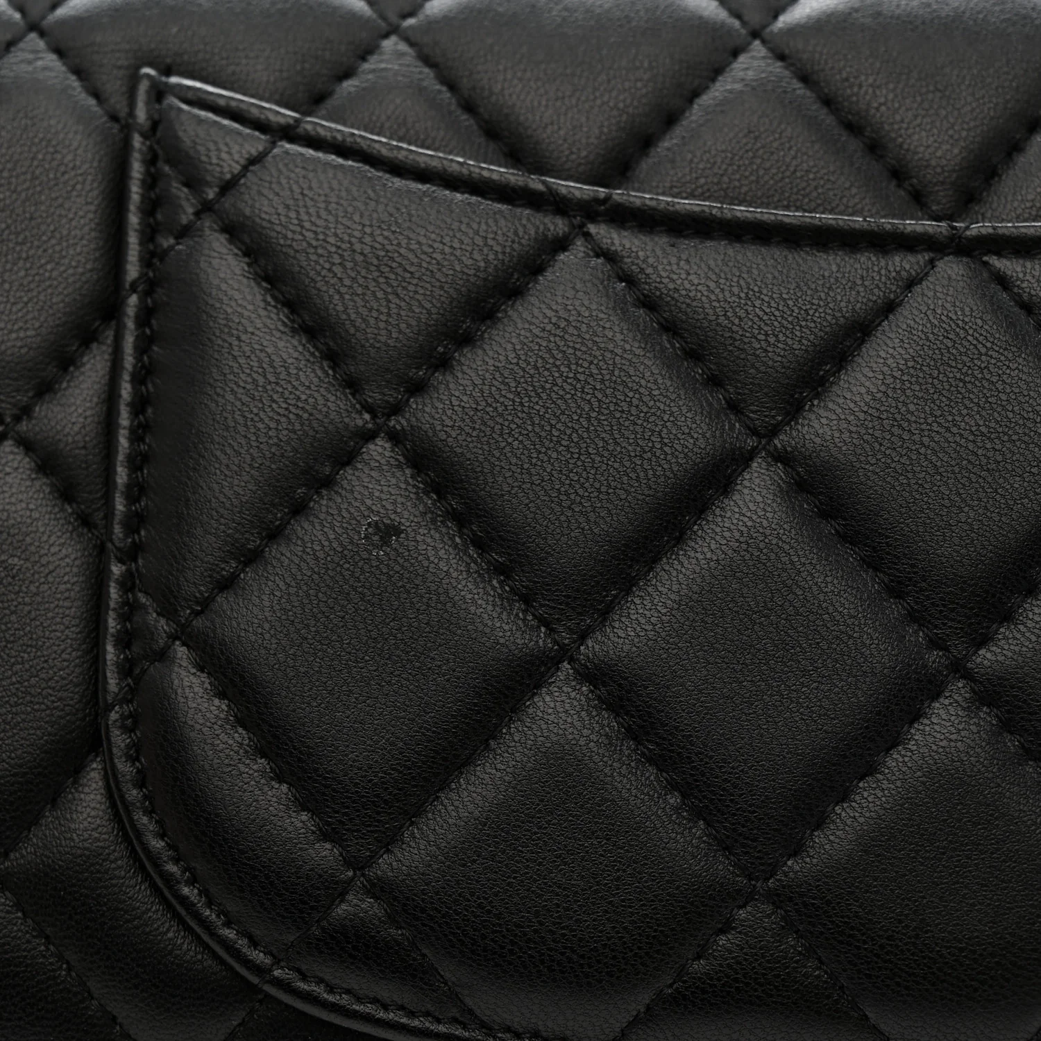 Lambskin Quilted Travel Wallet Black - Image 10