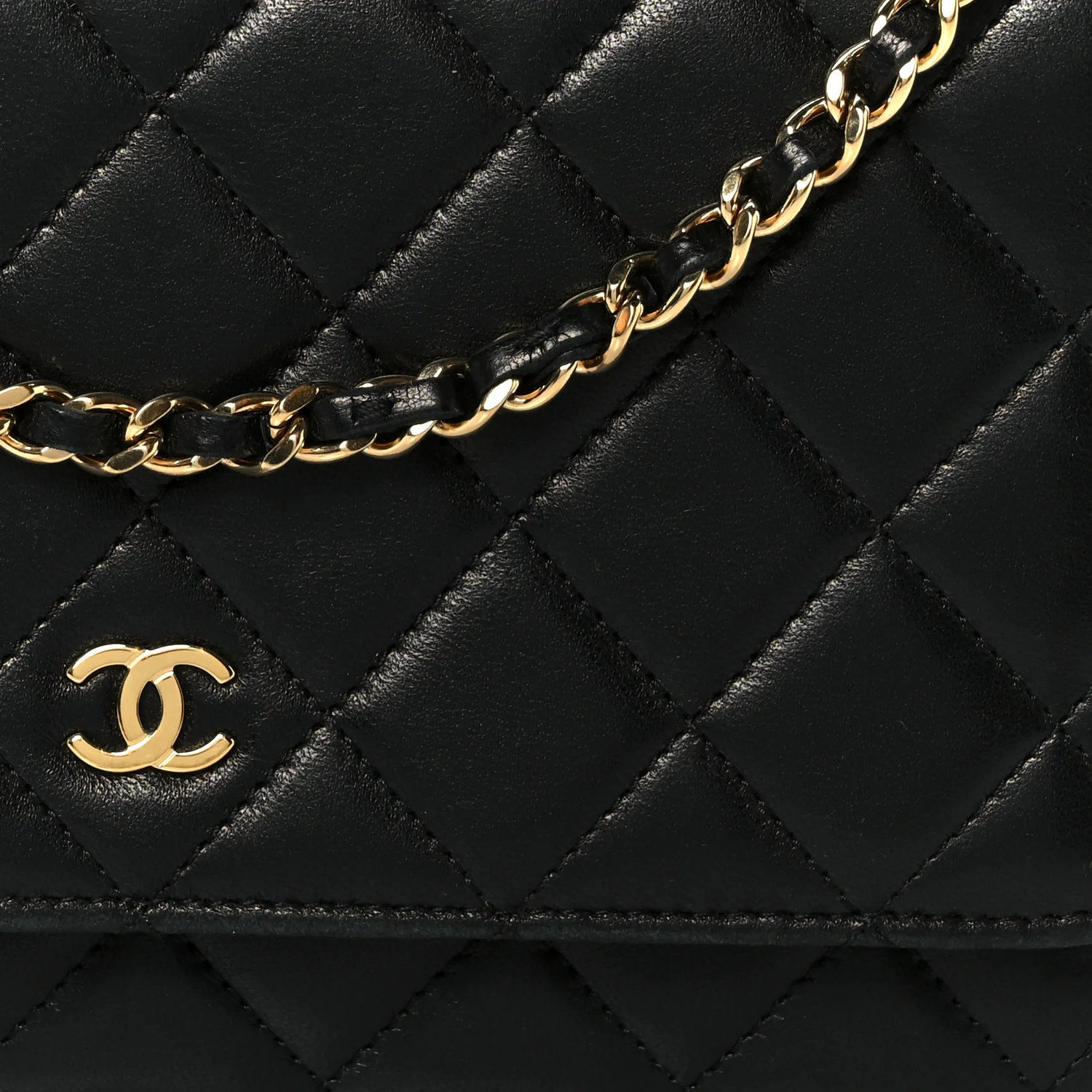 Lambskin Quilted Wallet On Chain WOC Black - Image 9