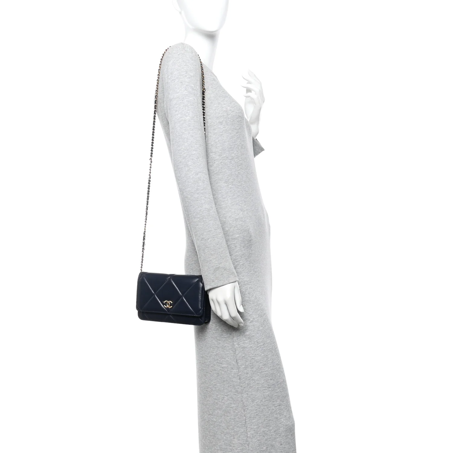 Lambskin Quilted Wallet On Chain WOC Navy - Image 2