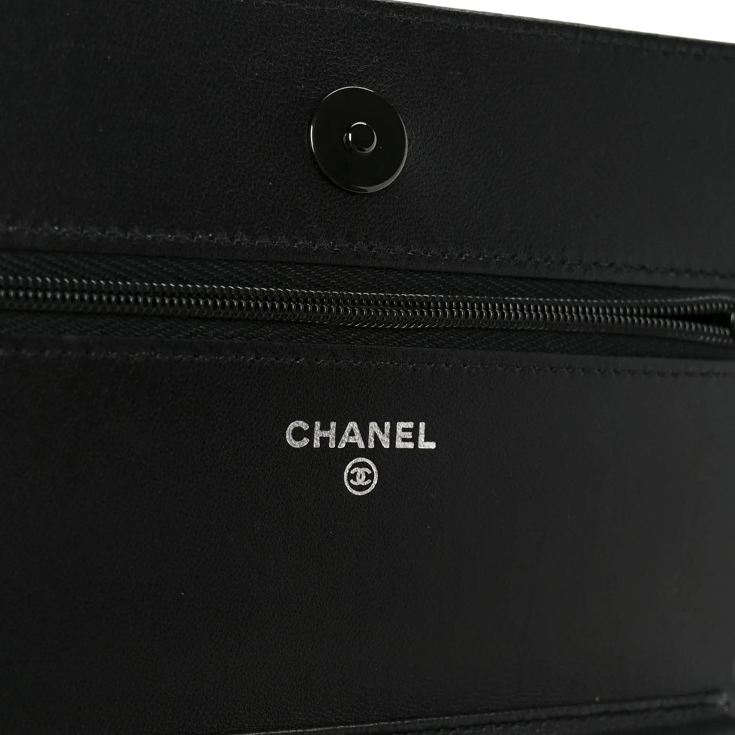 Lambskin Quilted Wallet On Chain WOC So Black - Image 6