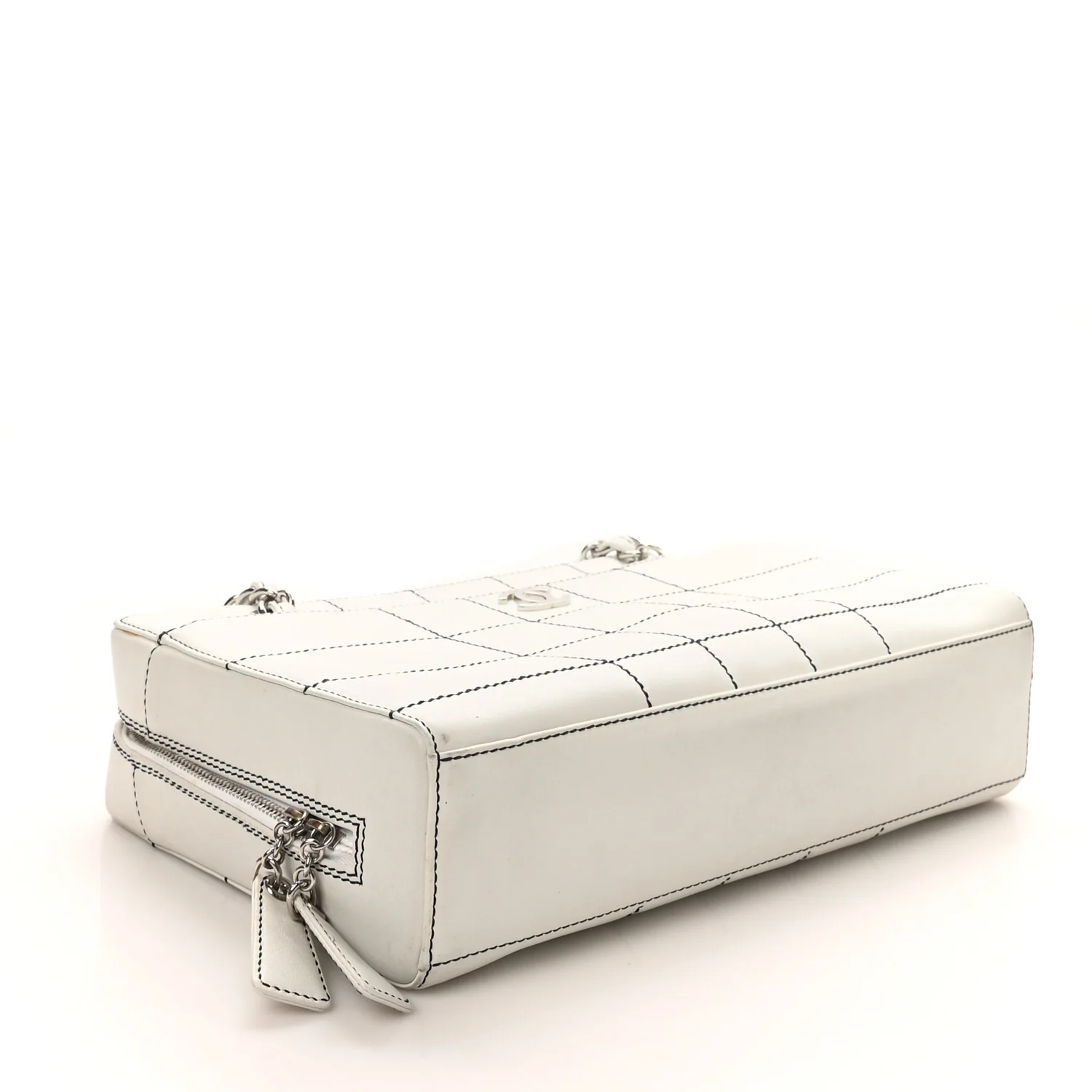 Lambskin Stitched Chocolate Bar Shoulder Bag White - Image 4