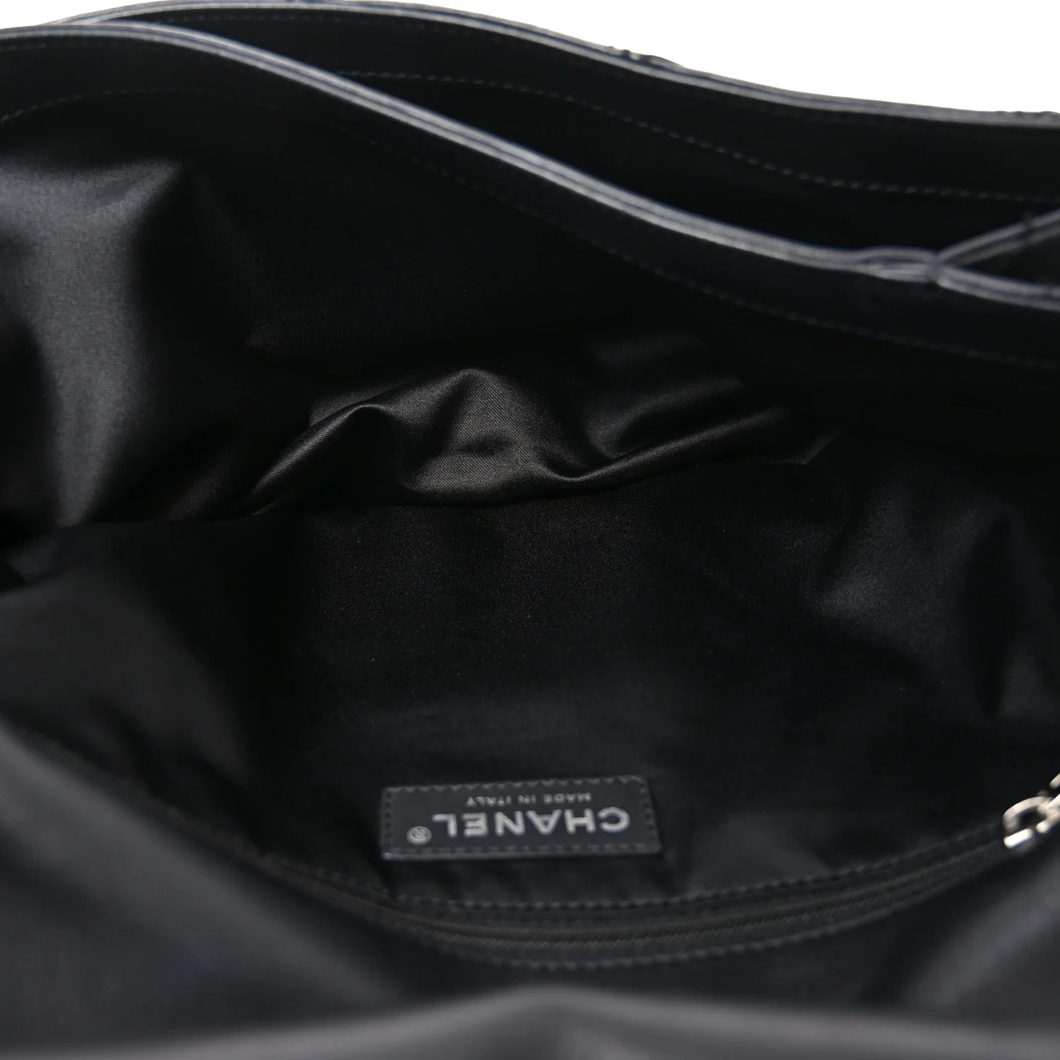 Lambskin Ultimate Stitch Maxi Flap Black - Image 5