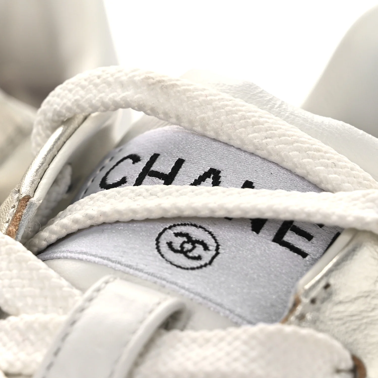 Laminated Calfskin Suede Quilted Womens CC Sneakers 39 Silver White - Image 13