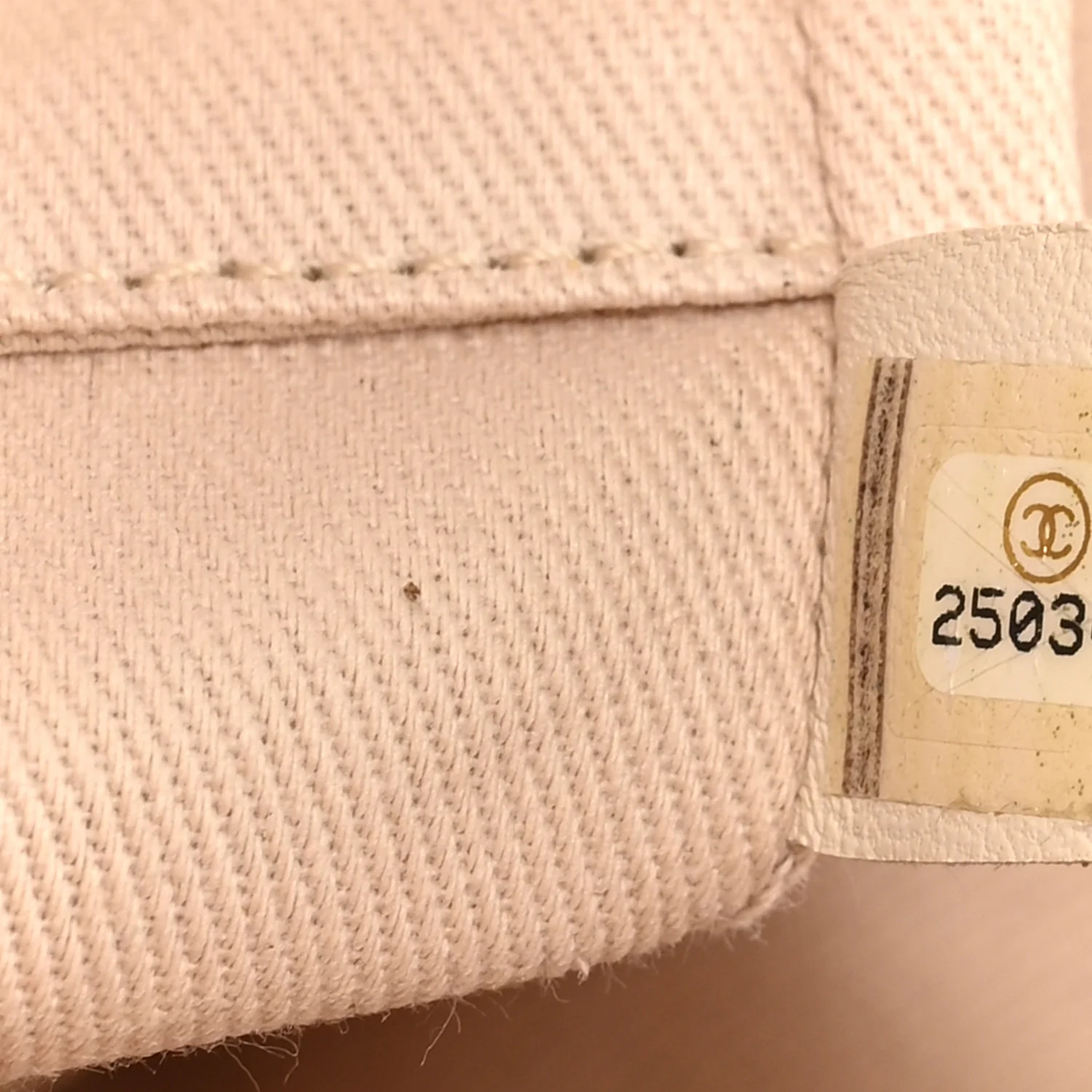 Lurex Boucle Small Deauville Tote Ivory - Image 7