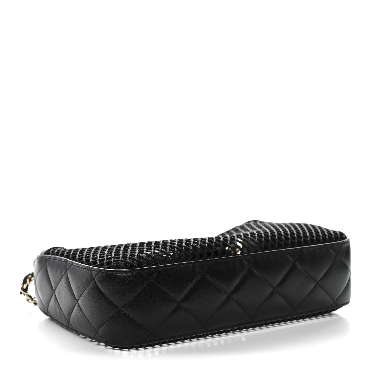 Mesh Shiny Lambskin Clutch With Chain Black - Image 5