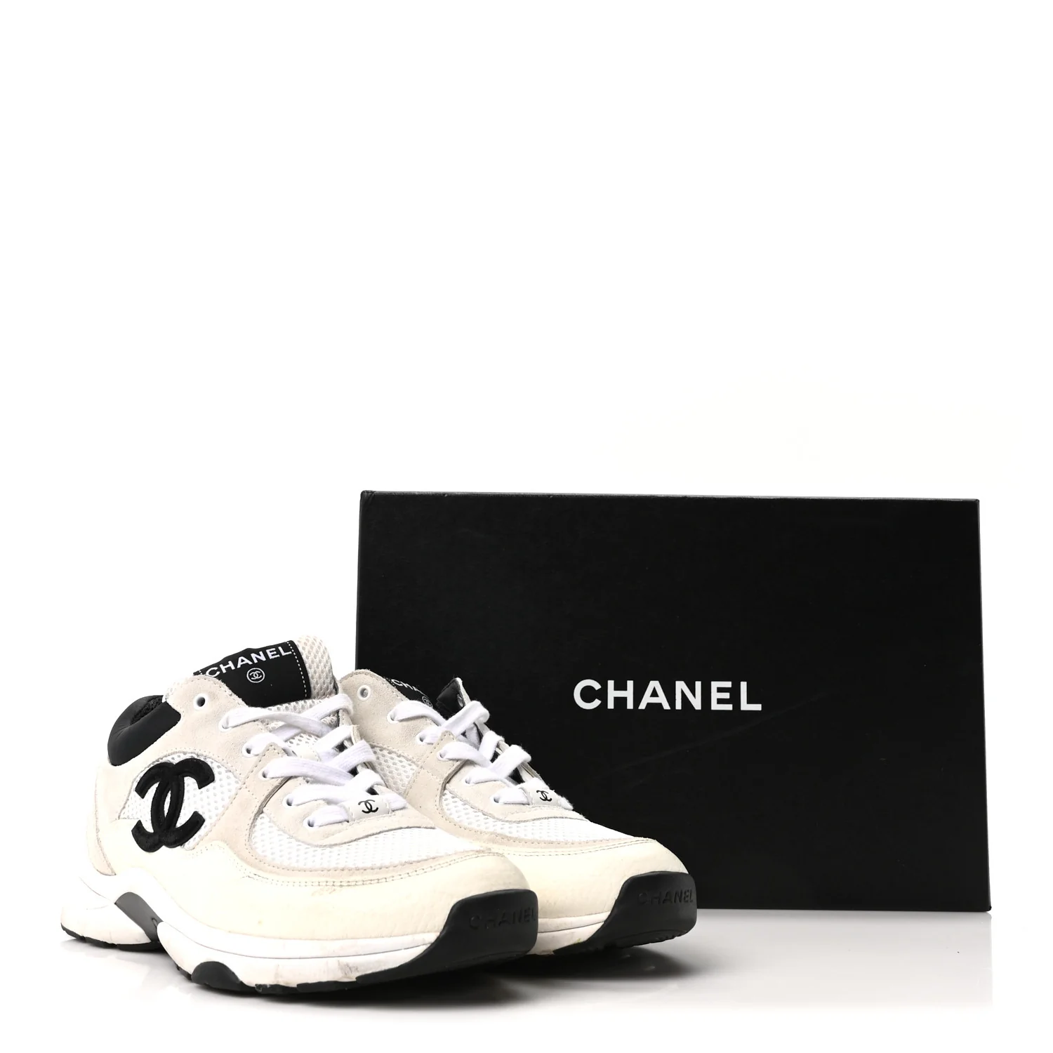 Mesh Suede Grained Calfskin Womens CC Sneakers 39 White Black - Image 10