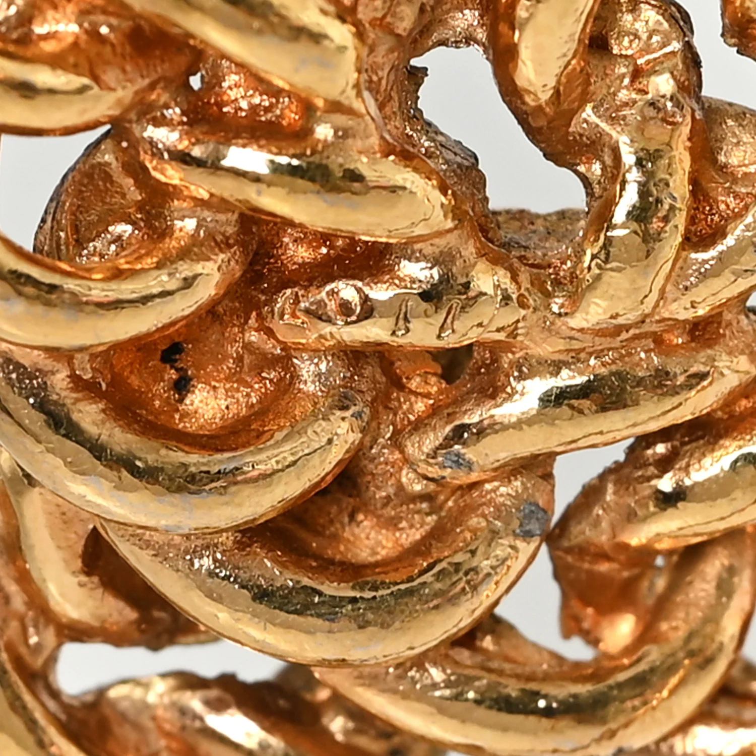 Metal Chain CC Brooch Gold - Image 3