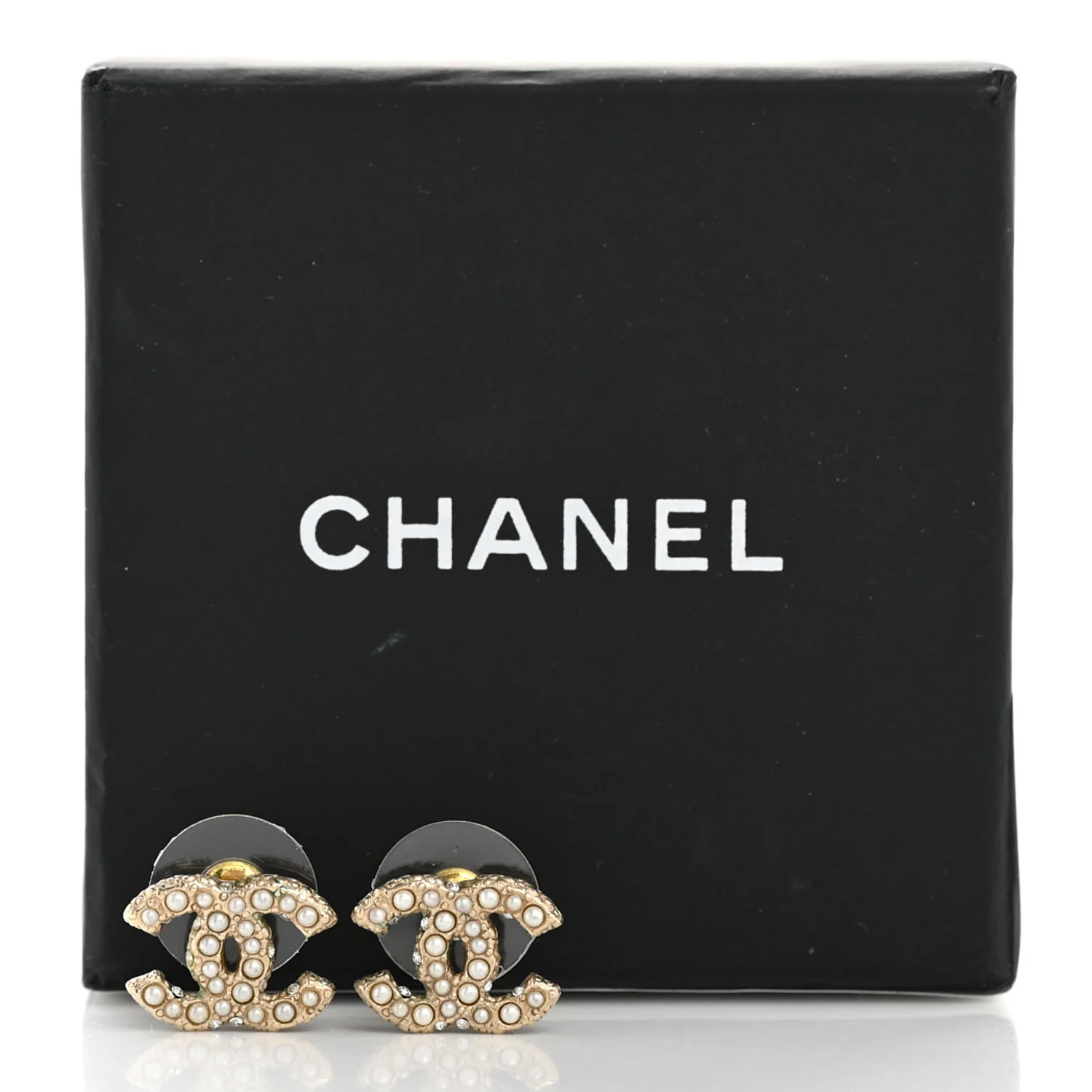 Metal Graduated Pearl Crystal CC Earrings Light Gold - Image 6