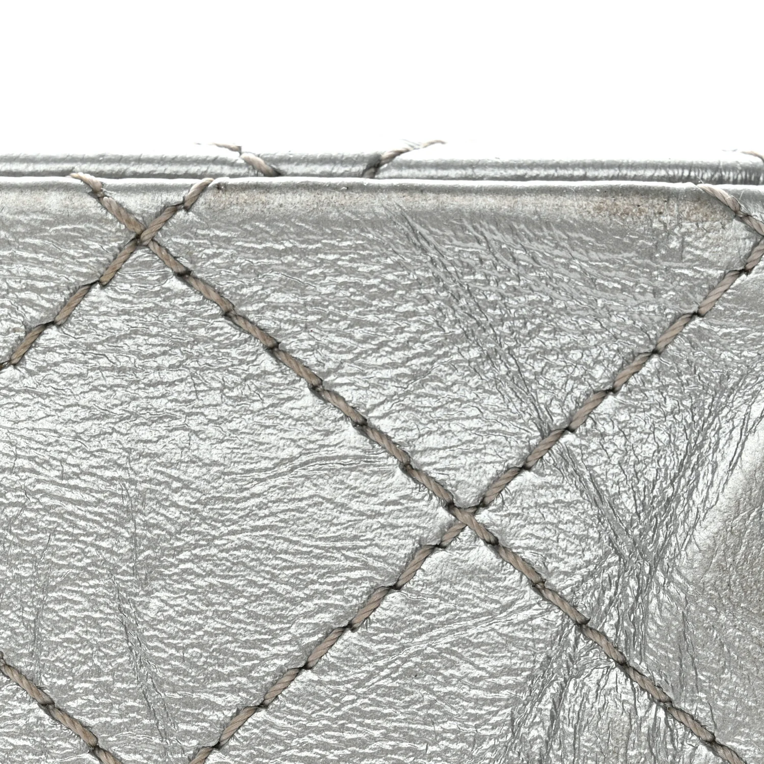 Metallic Aged Calfskin Quilted 2.55 Reissue 226 Flap Silver - Image 31