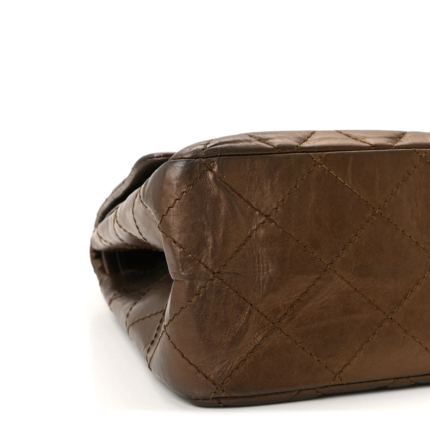 Metallic Aged Calfskin Quilted 2.55 Reissue 227 Flap Bronze - Image 17
