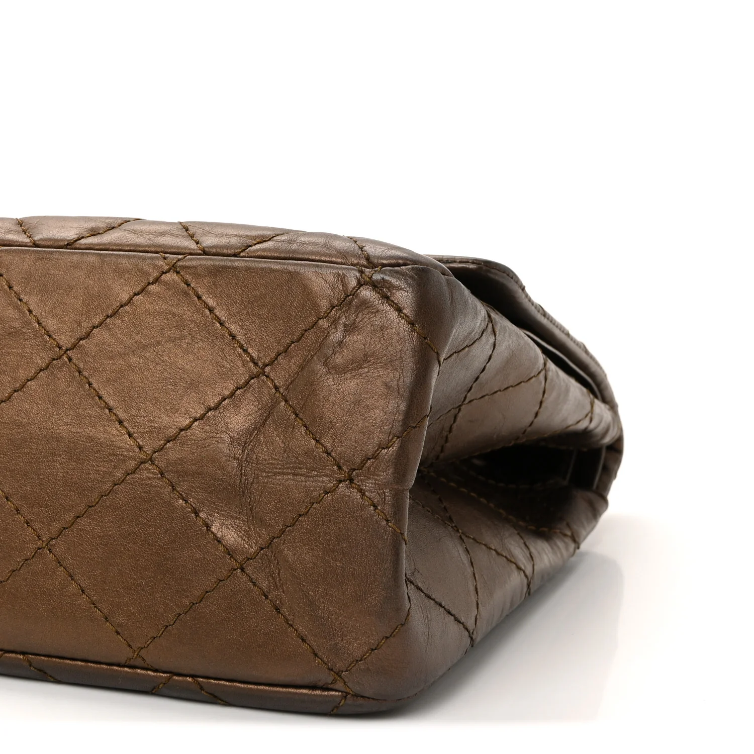 Metallic Aged Calfskin Quilted 2.55 Reissue 227 Flap Bronze - Image 18