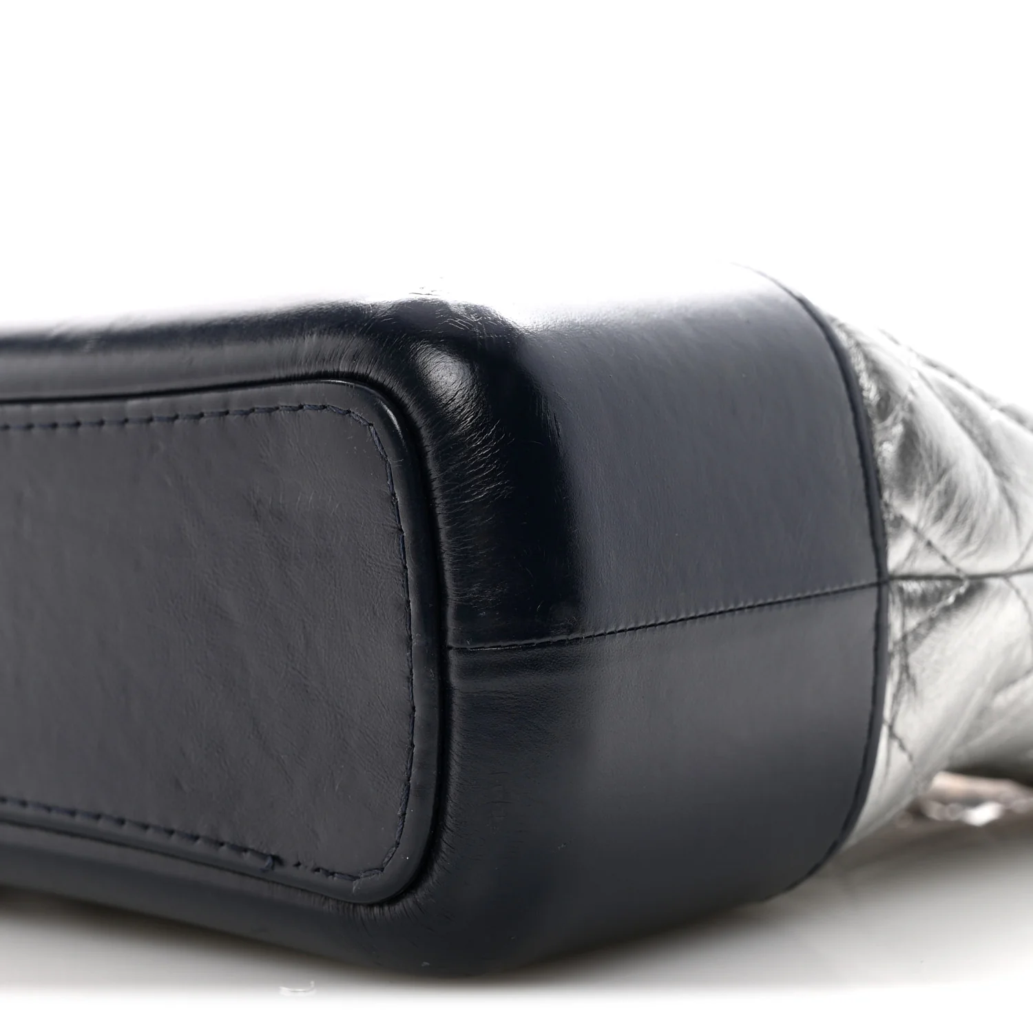 Metallic Aged Calfskin Quilted Medium Gabrielle Hobo Silver Navy Red - Image 11
