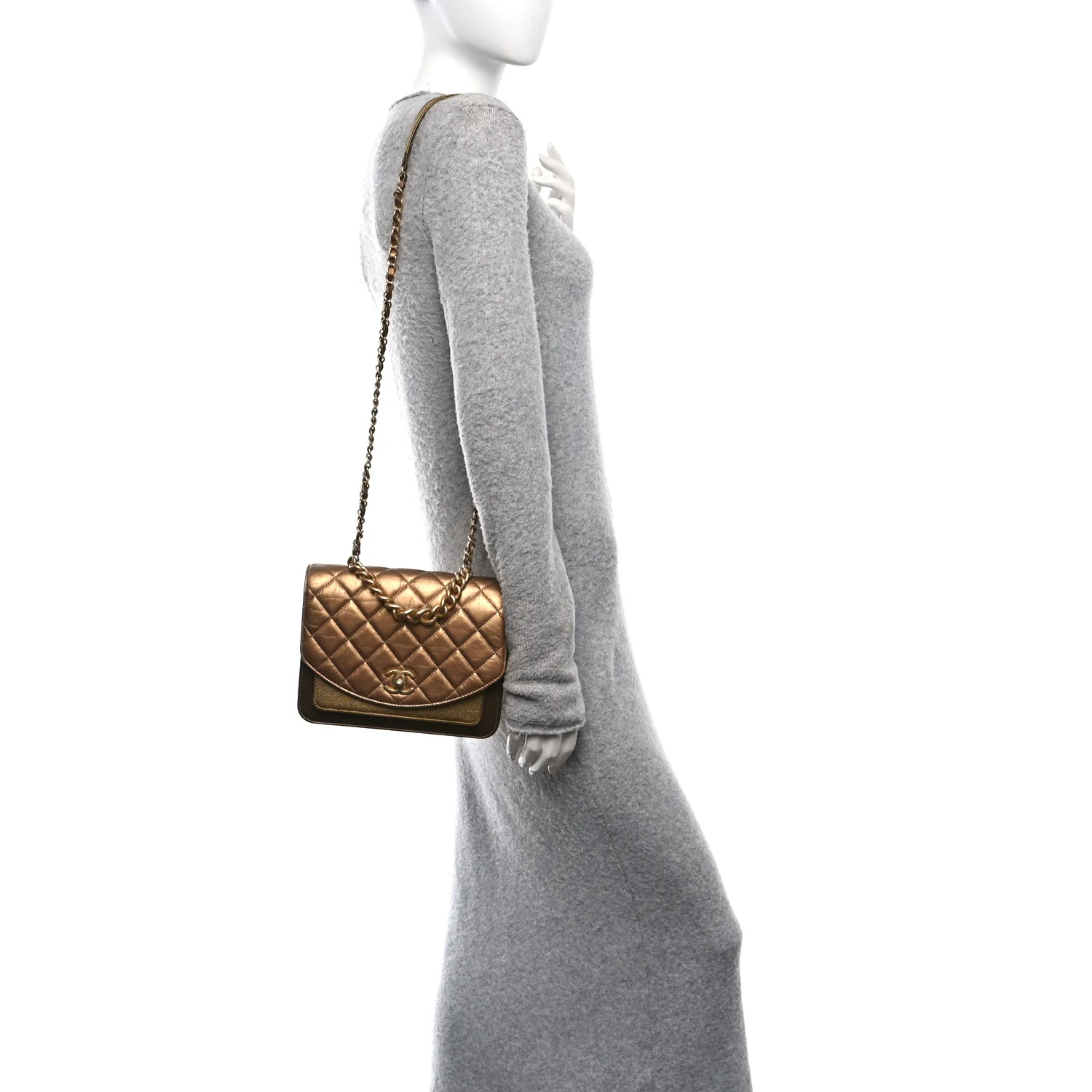 Metallic Calfskin Caviar Quilted Chain Handle Flap Gold - Image 2