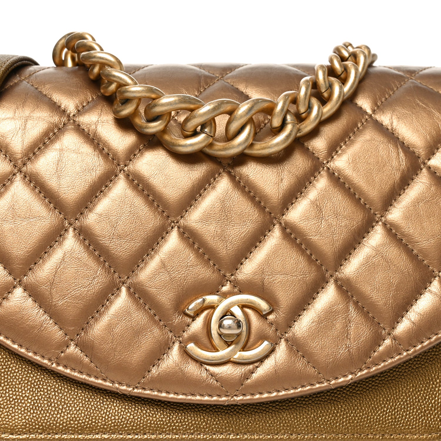 Metallic Calfskin Caviar Quilted Chain Handle Flap Gold - Image 7
