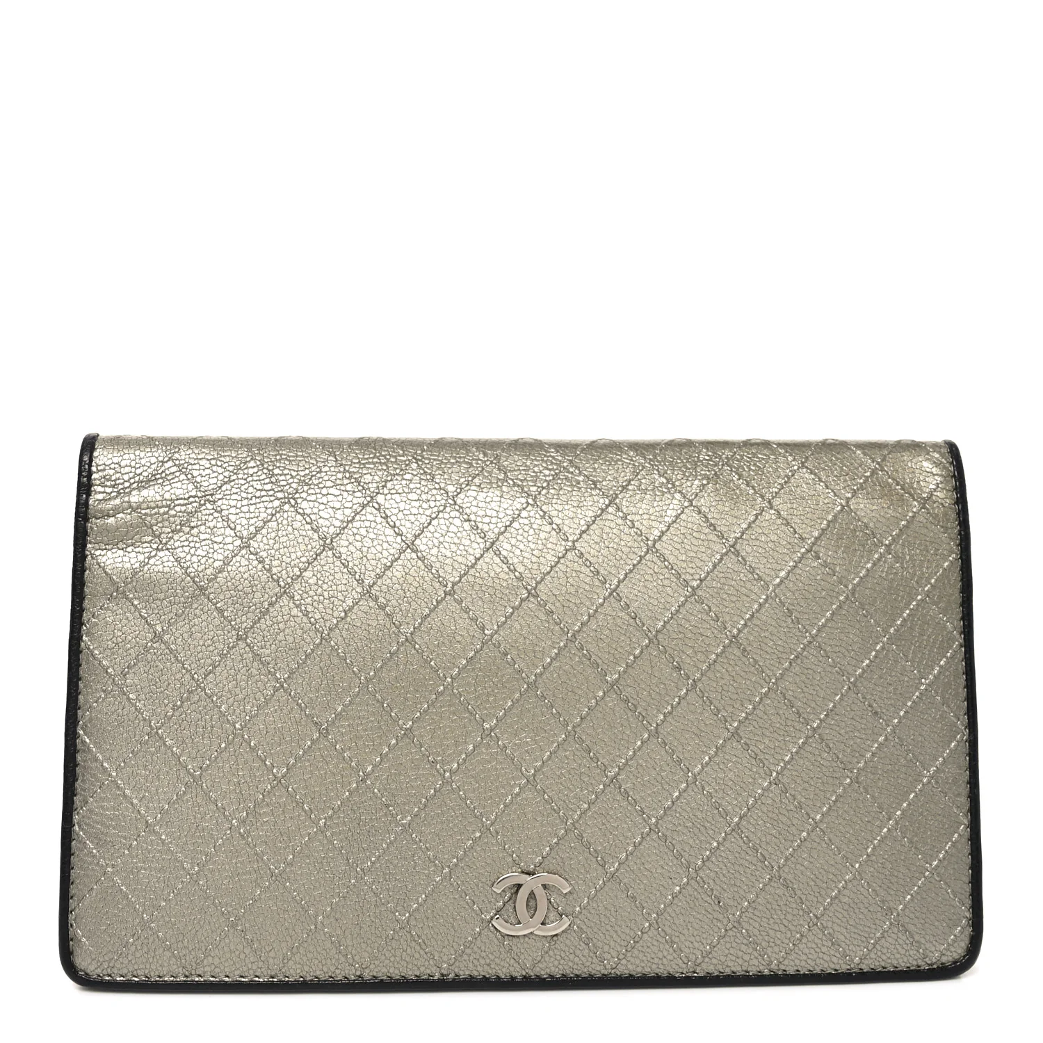 Metallic Calfskin Diamond Embossed Yen Wallet Grey