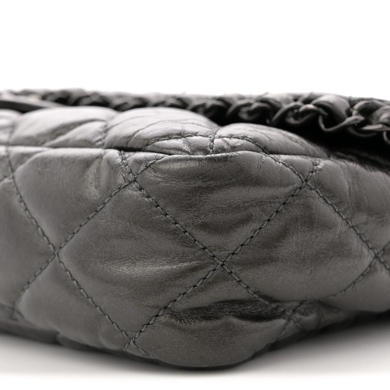 Metallic Calfskin Quilted Medium Chain Me Flap Grey - Image 10