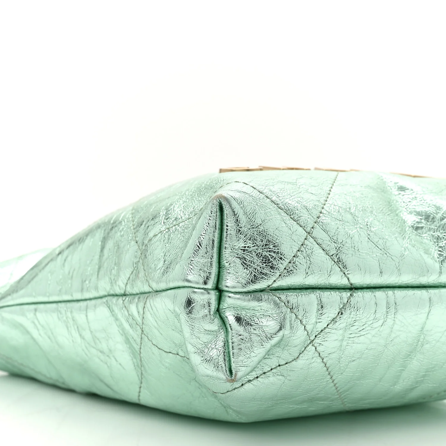 Metallic Calfskin Quilted Mini Chanel 22 Green - Image 9