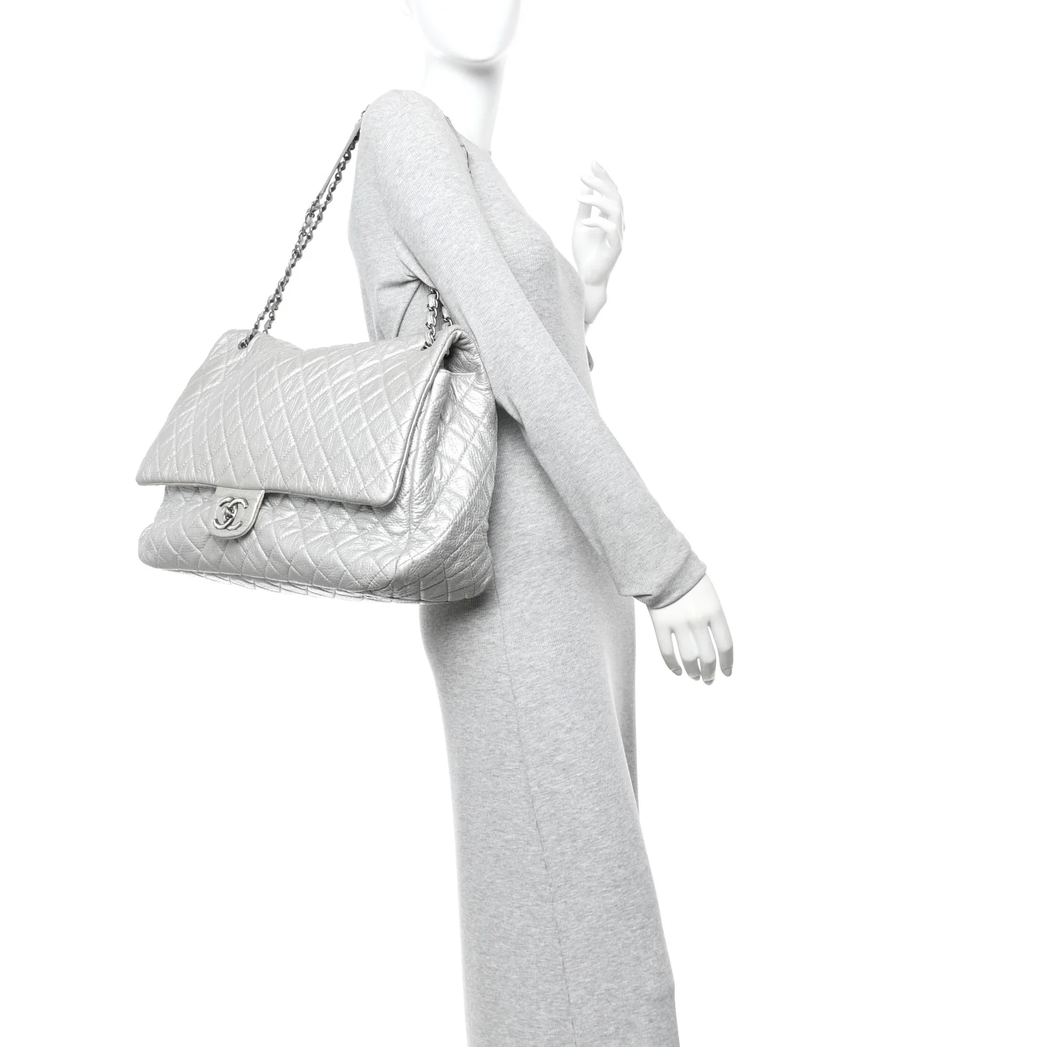 Metallic Calfskin Quilted XXL Travel Flap Bag Silver - Image 2