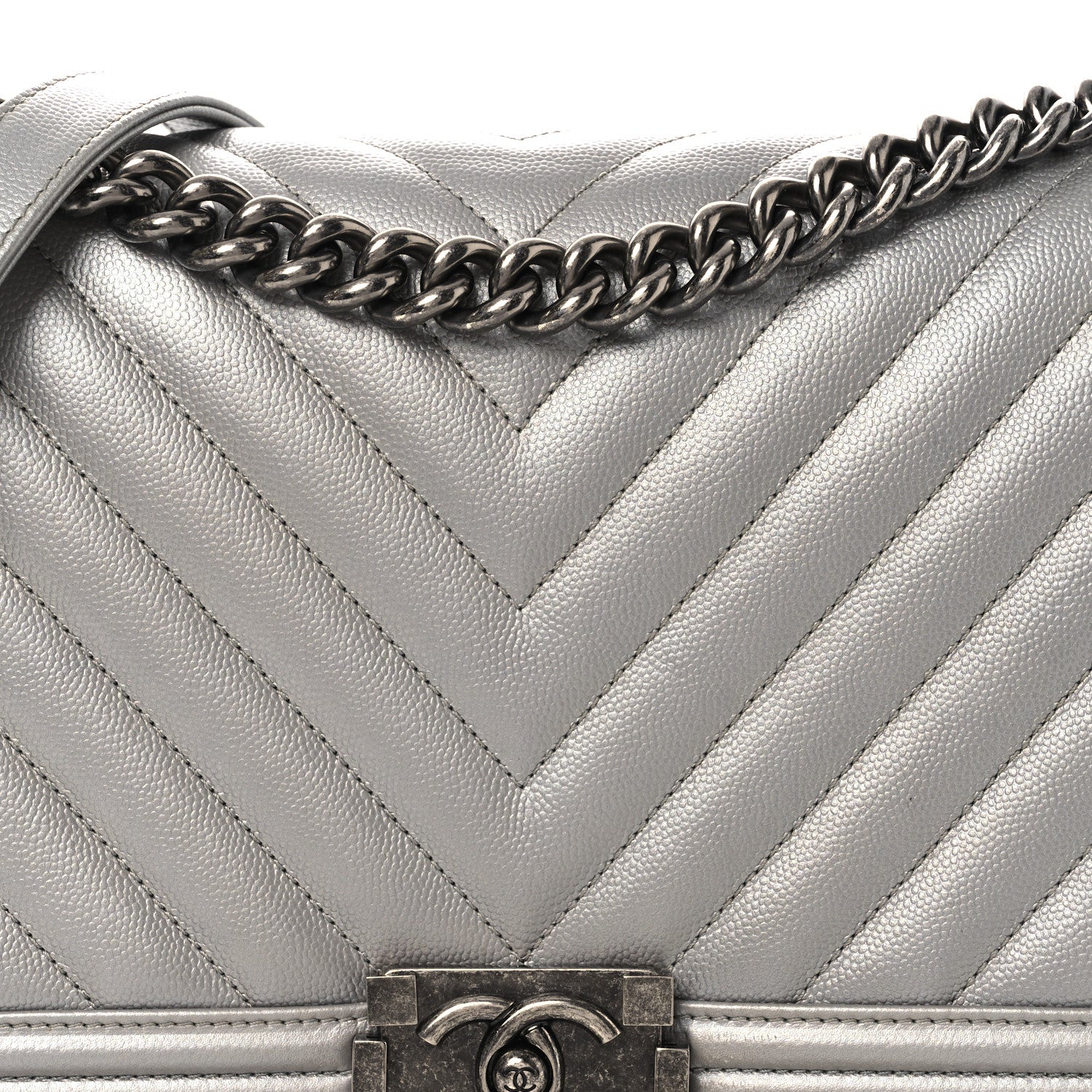 Metallic Caviar Chevron Quilted New Medium Boy Flap Silver - Image 8