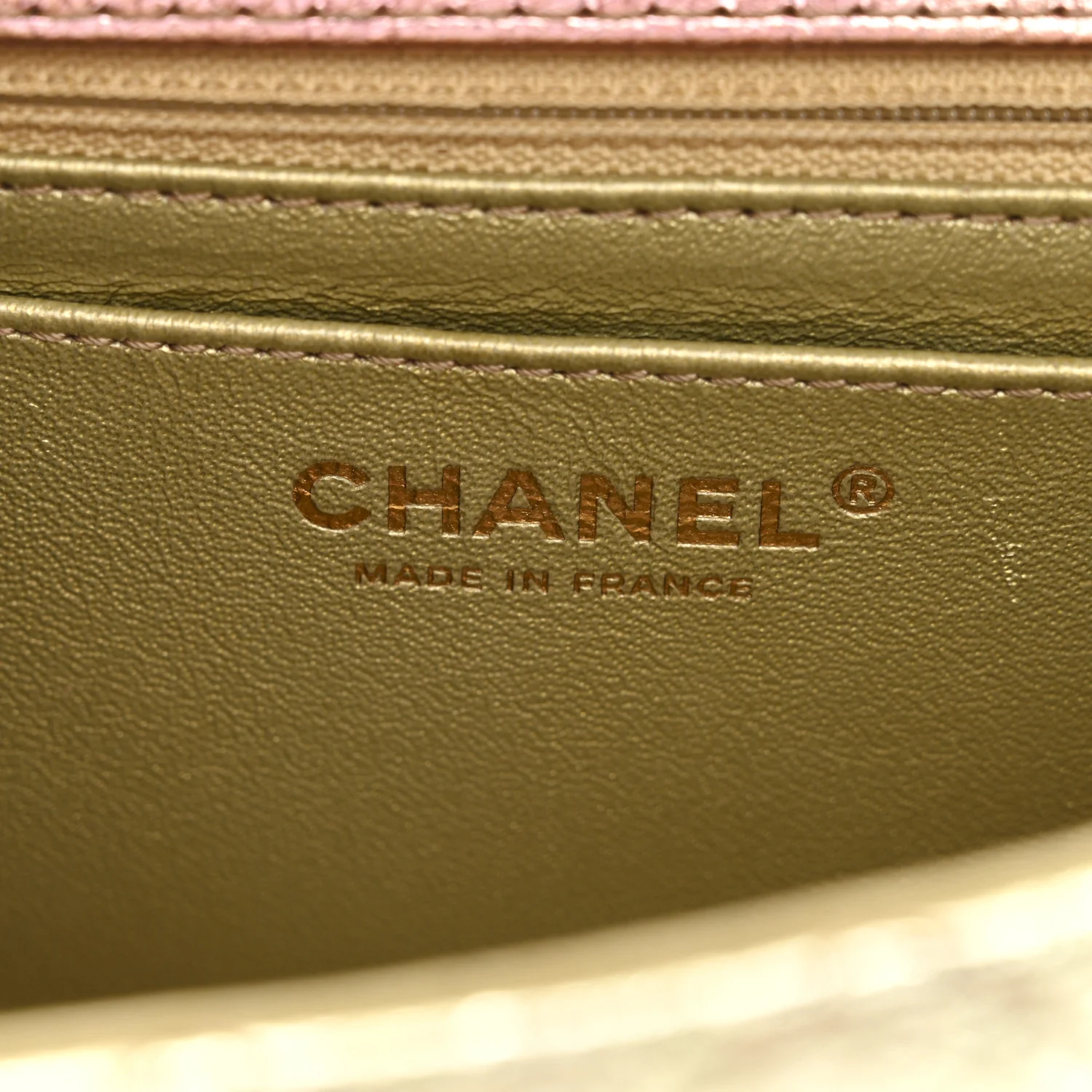 Metallic Goatskin Quilted Mini 2.55 Reissue Flap Multicolor - Image 6