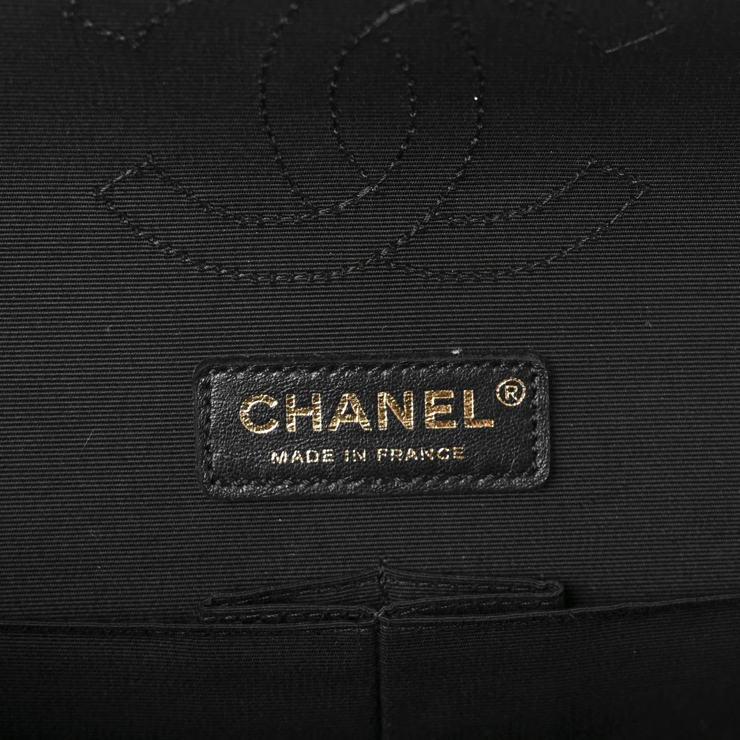 Metallic Grained Calfskin Medium Classic Pure Double Flap Gold Black - Image 6