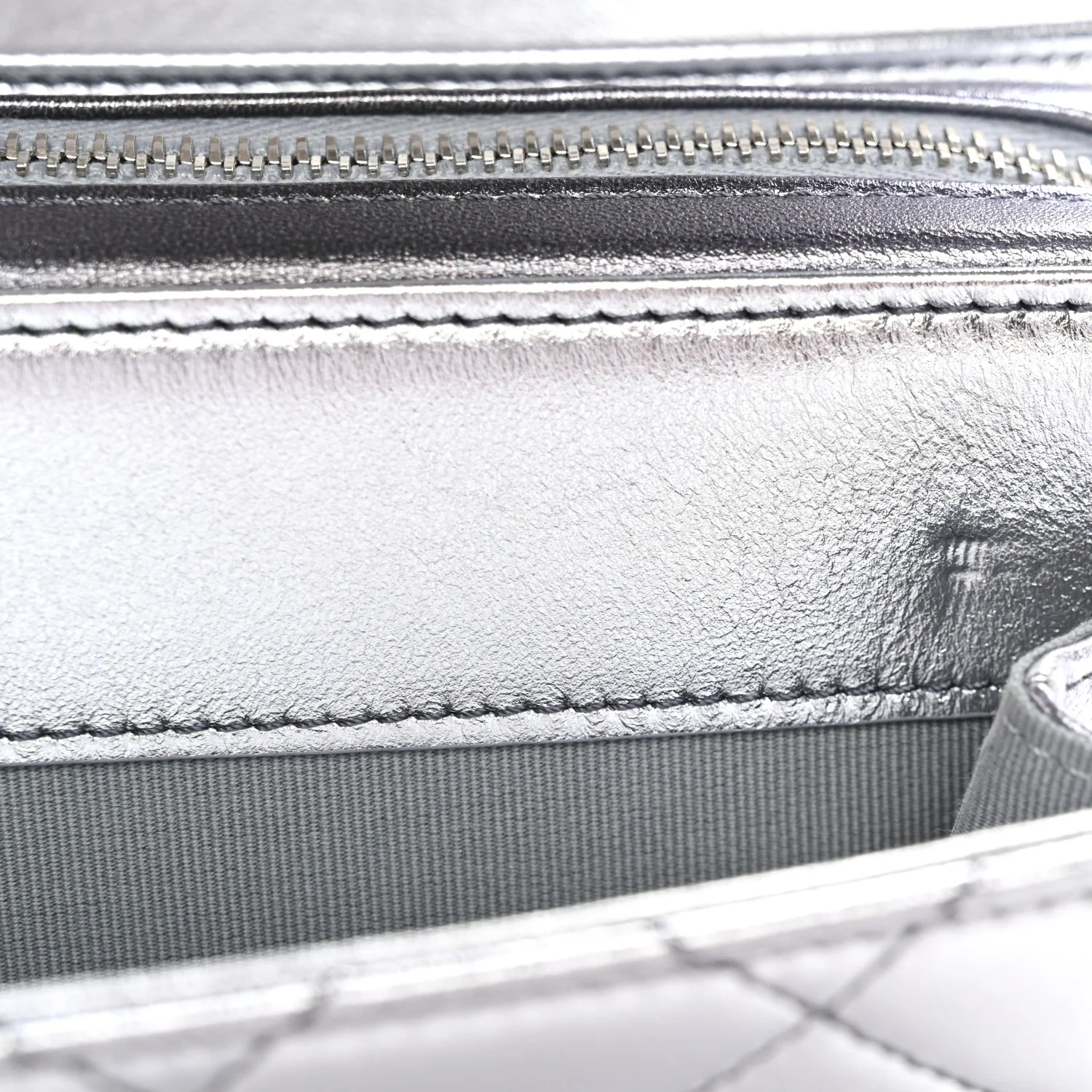Metallic Lambskin Like A Wallet Flap Silvery Black - Image 3