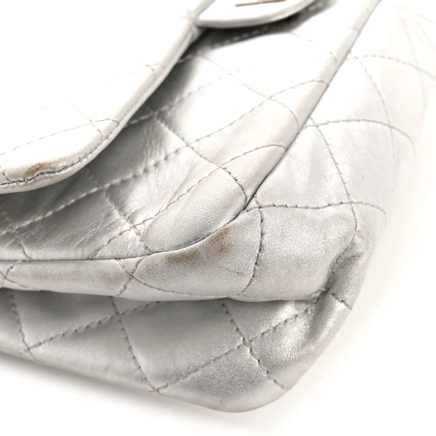 Metallic Lambskin Quilted 2.55 Reissue 227 Flap Silver - Image 15