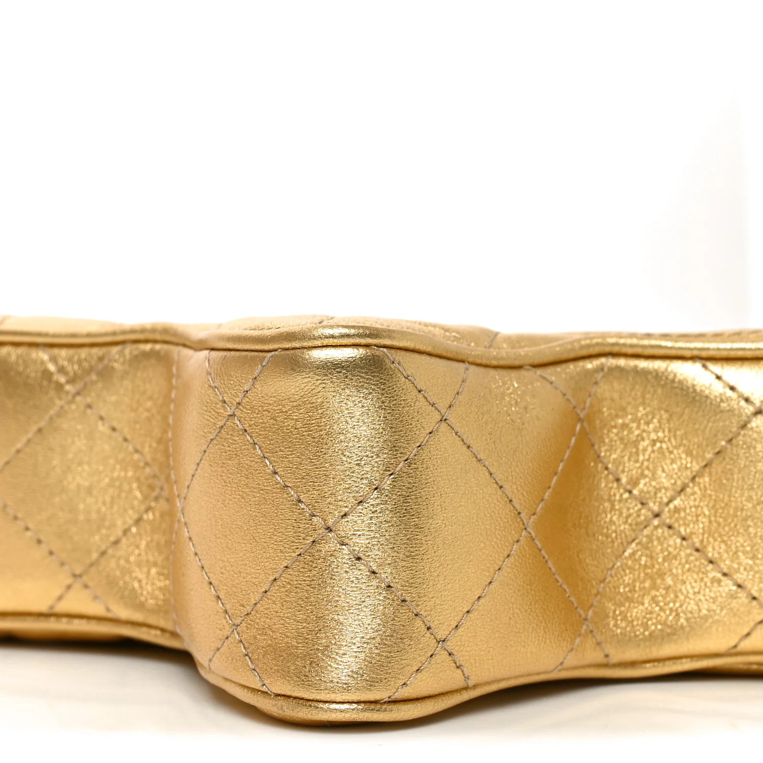 Metallic Lambskin Quilted Walk Of Fame Star Bag Gold - Image 10