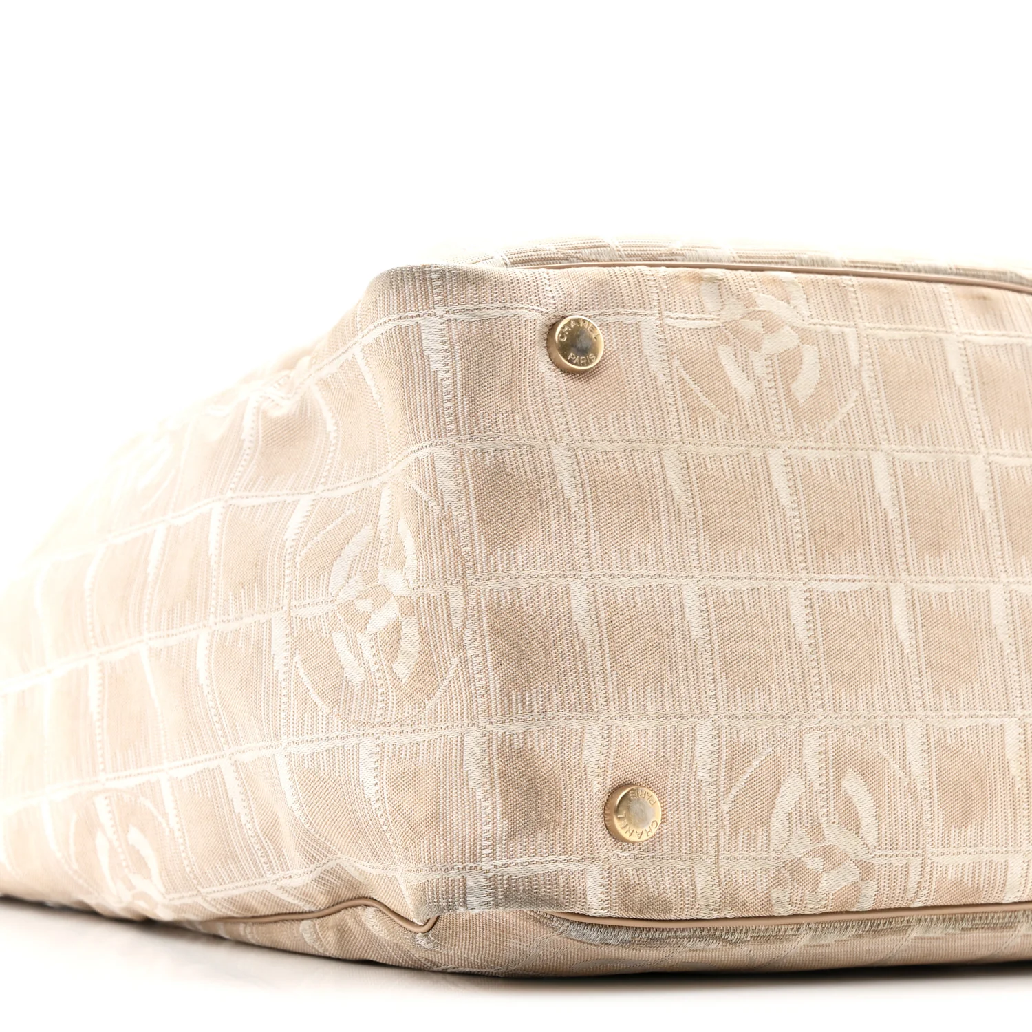 Nylon Medium Travel Tote Beige - Image 17