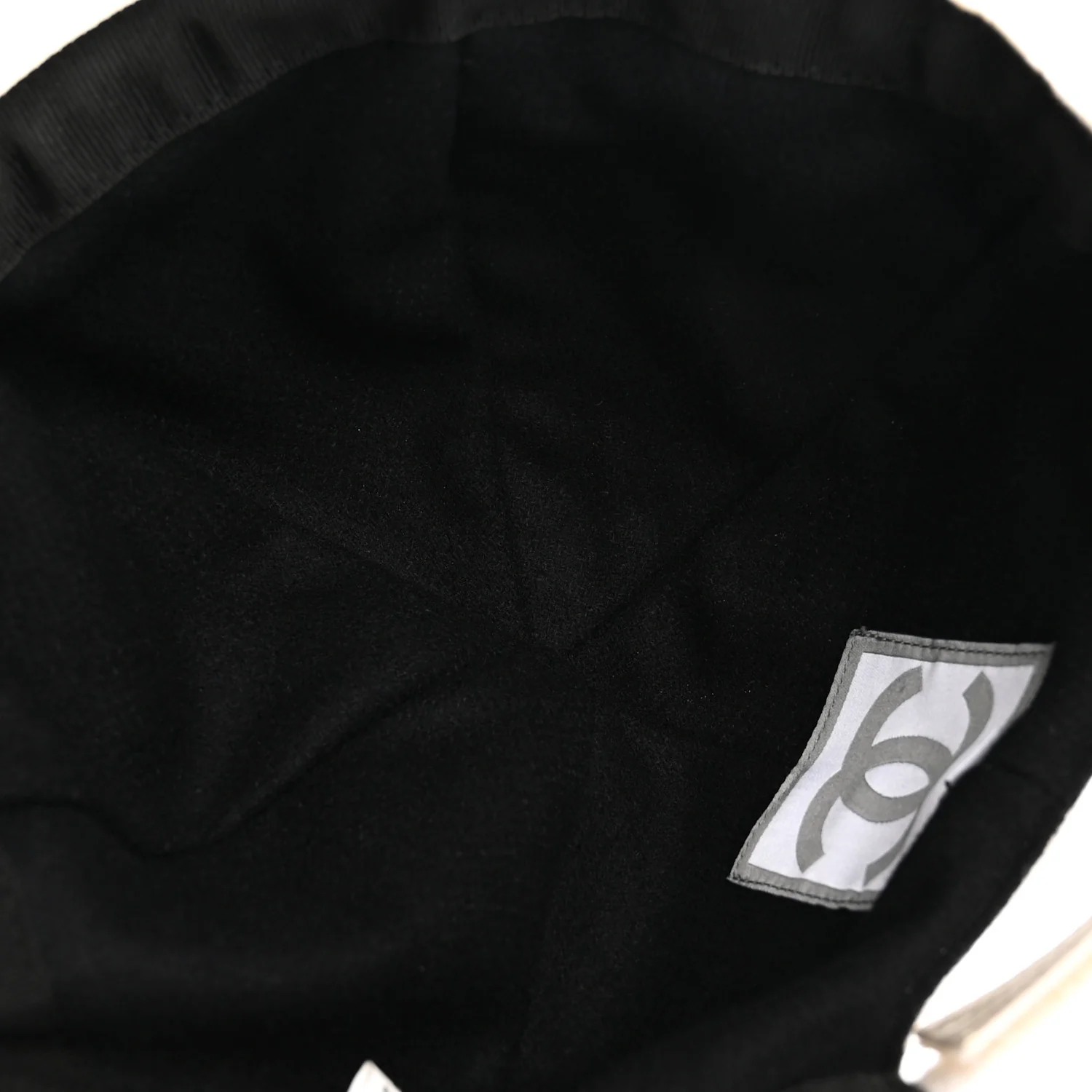 Nylon Quilted Cap Hat M White - Image 14