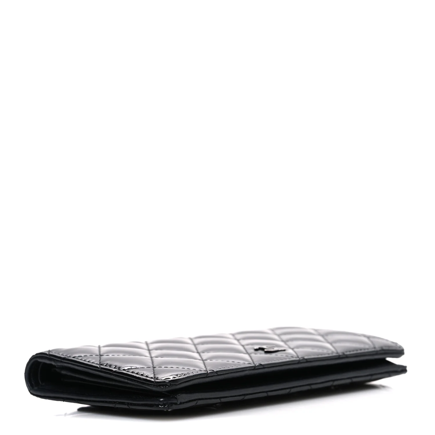 Patent Calfskin Quilted Yen Wallet So Black - Image 4