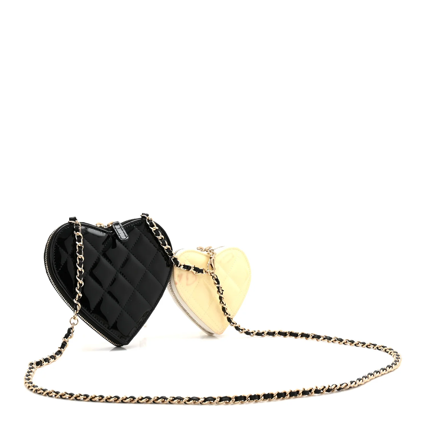 Patent Calfskin Resin Quilted CC Heart Clutch With Chain  Black - Image 3