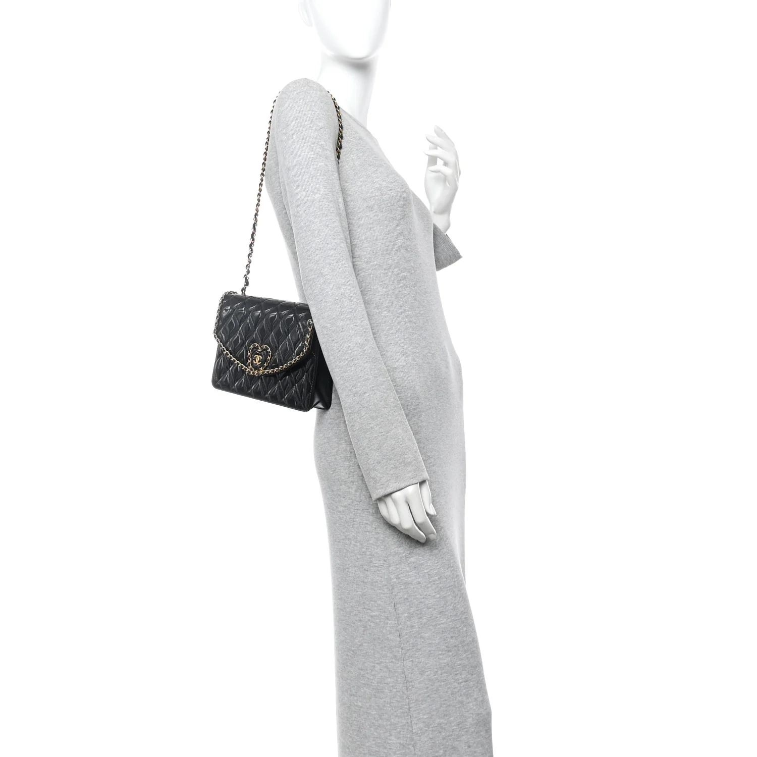 Patent Quilted Chain Around Heart Flap Black - Image 2