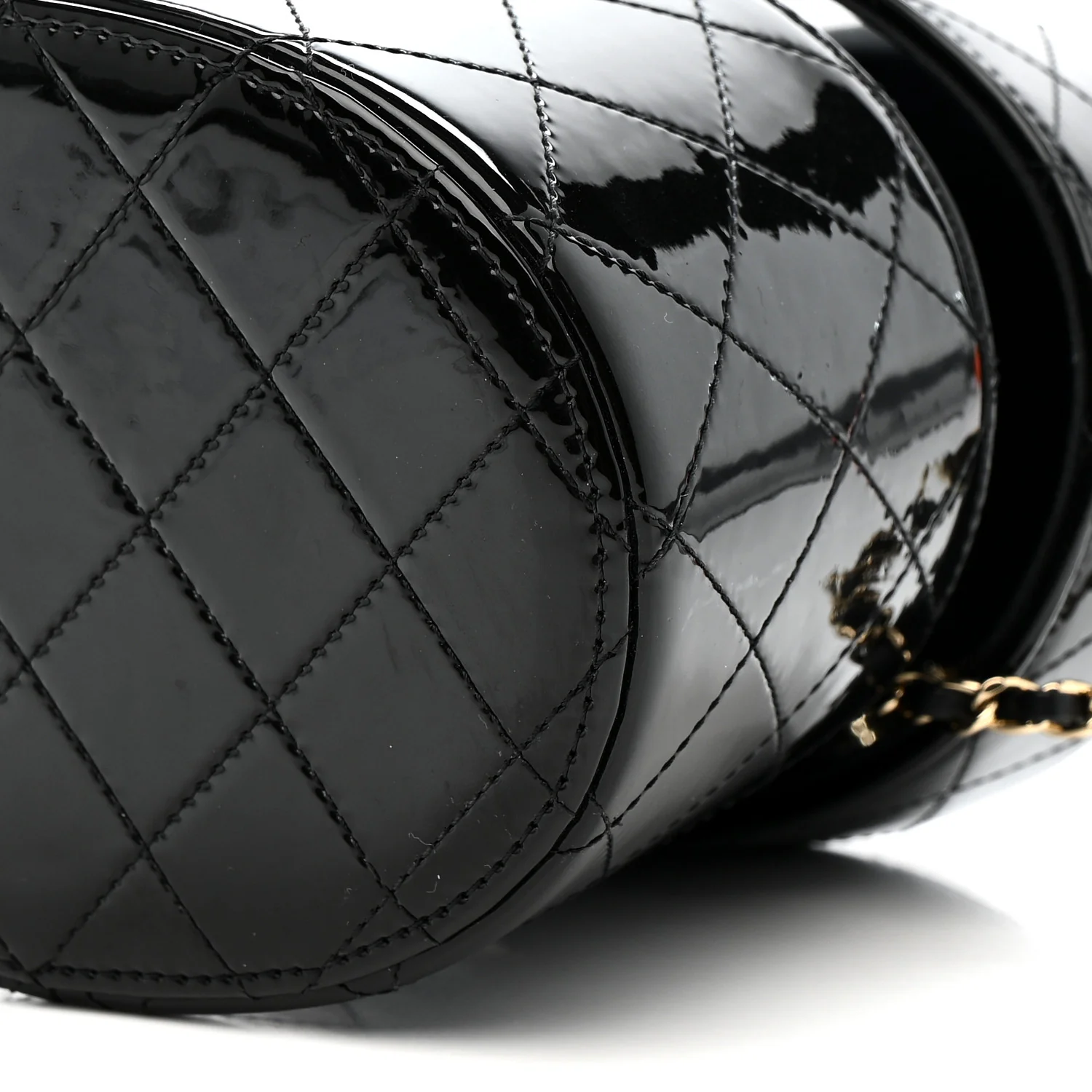 Patent Quilted Round Clutch With Chain Black - Image 11