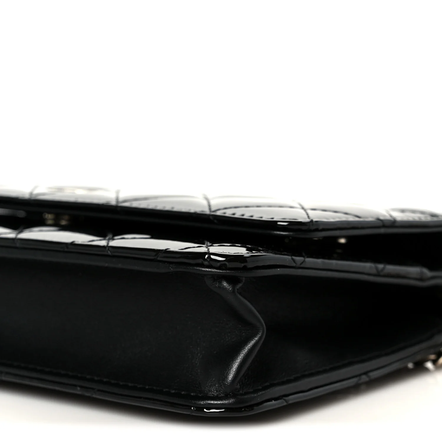 Patent Quilted Wallet On Chain WOC Black - Image 11