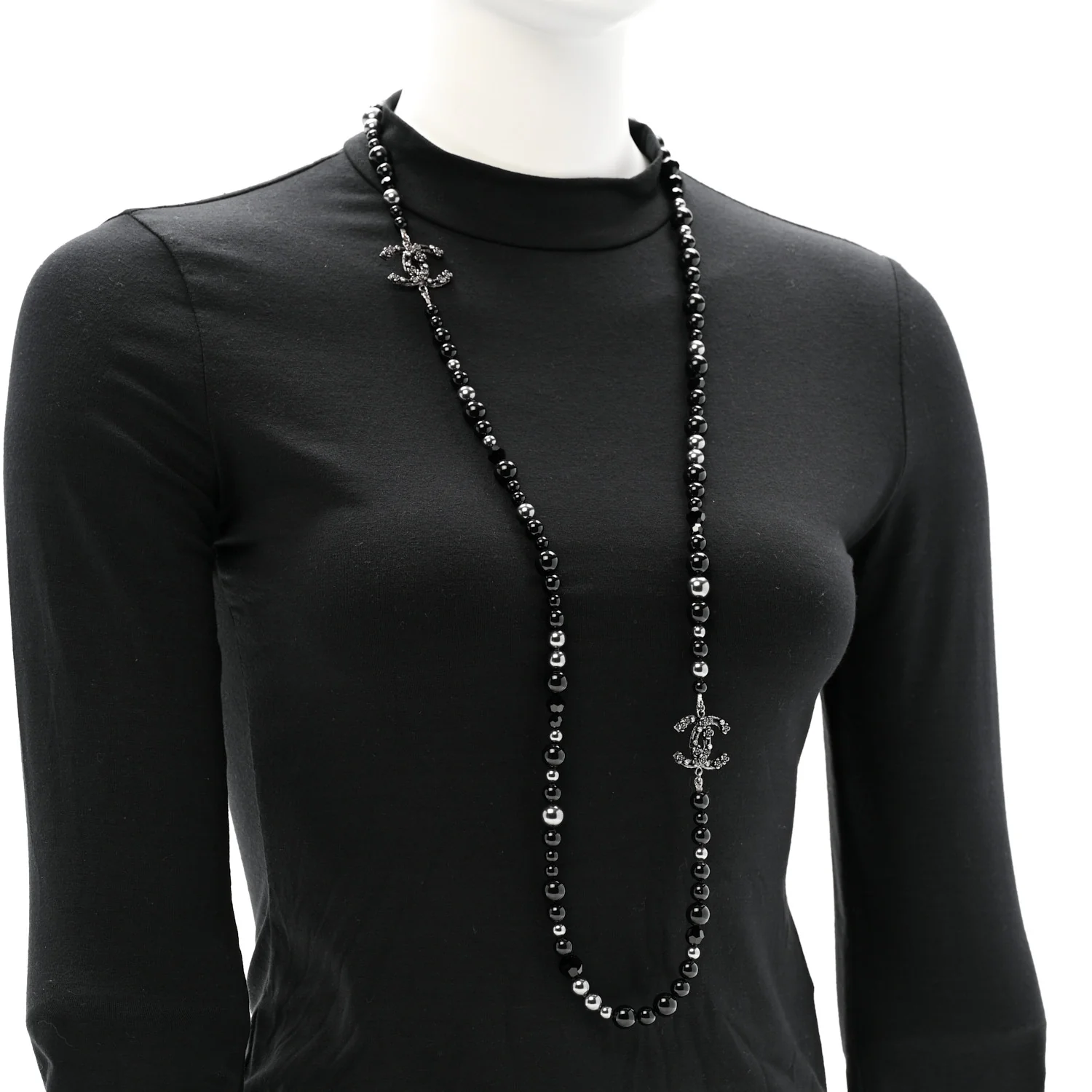 Pearl Crystal CC Camellia Necklace Ruthenium Black - Image 2