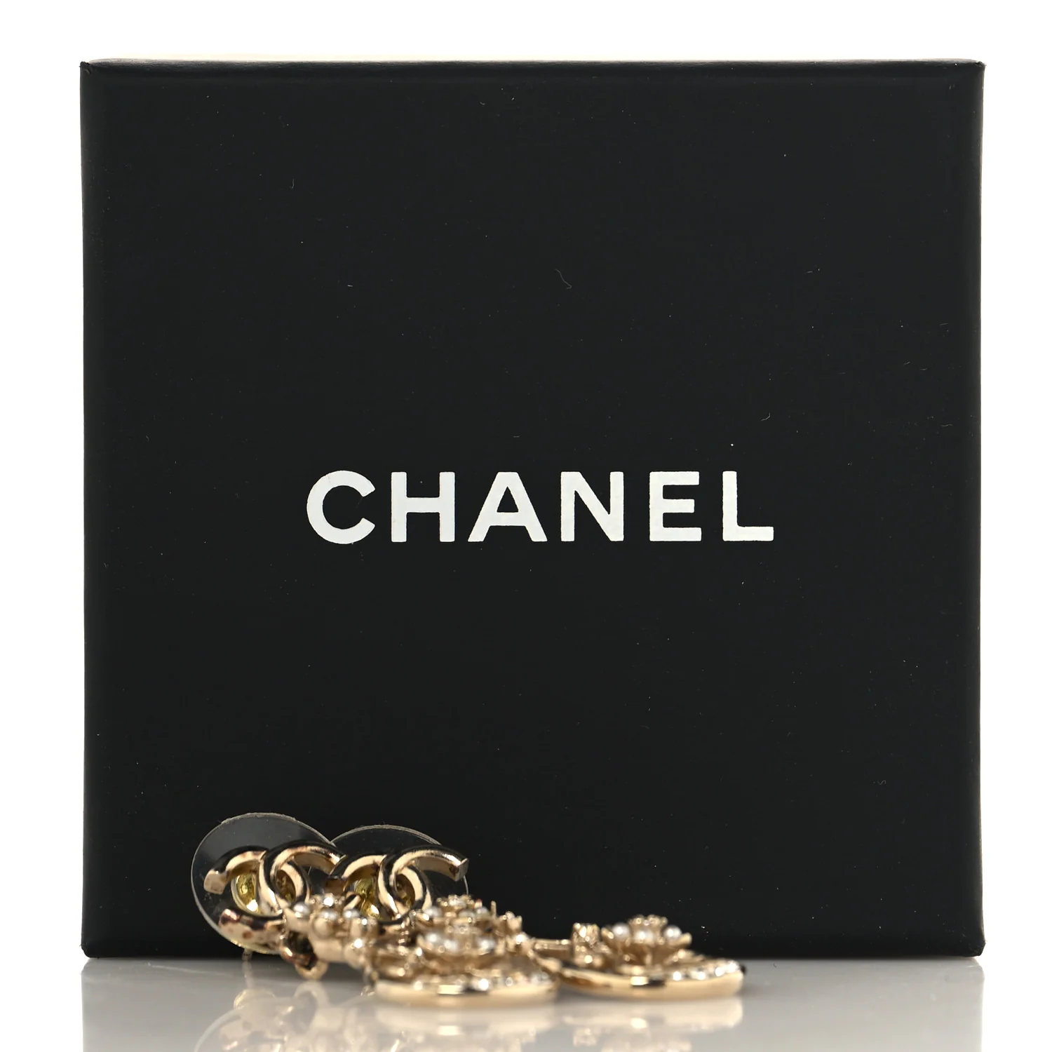 Pearl Crystal CC Drop Earrings Gold - Image 10