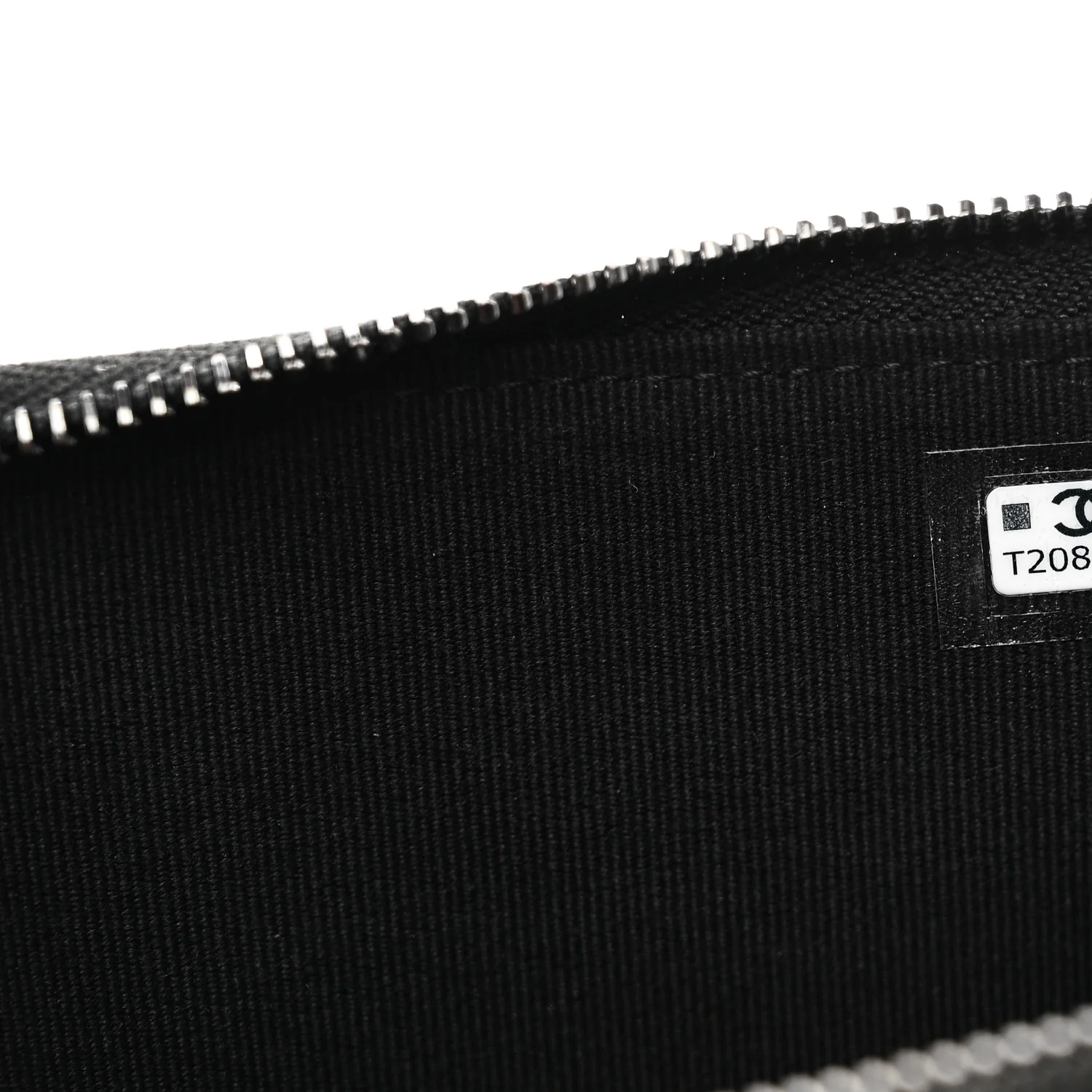 Pearly Lambskin Quilted Zip Card Holder So Black - Image 7