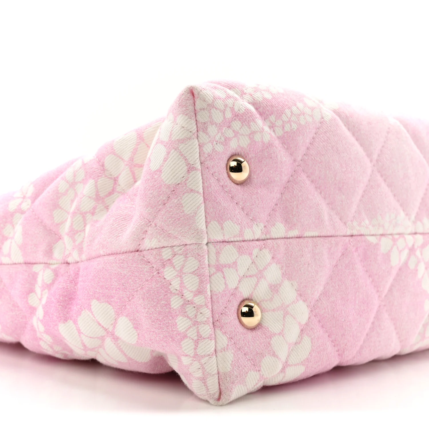 Printed Denim Quilted Coco Beach Shopping Tote Pink White - Image 10